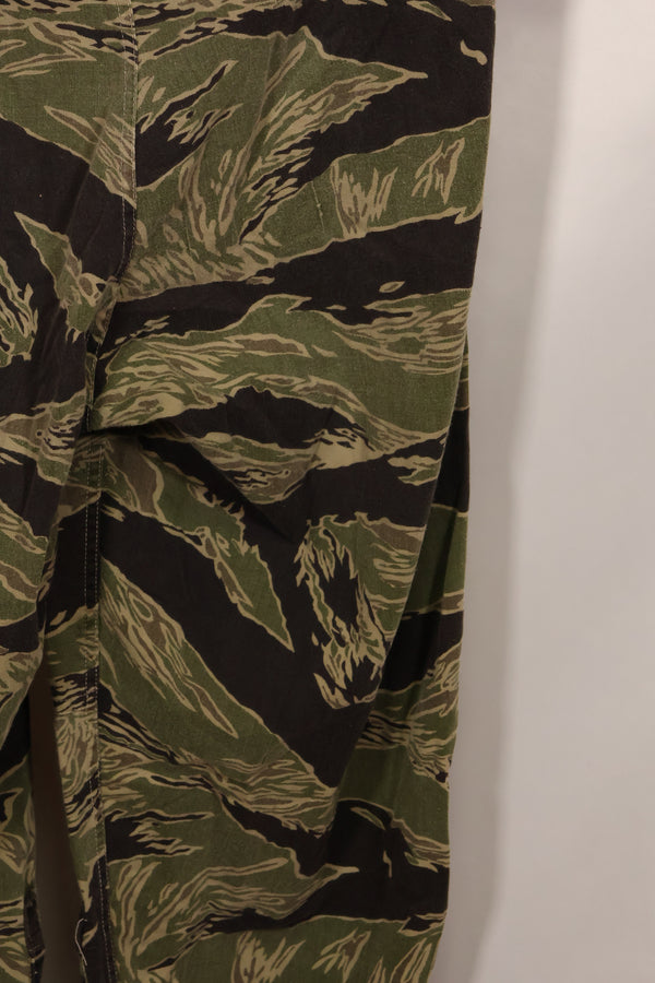 1960年代　40L  沖縄タイガーパターン　タイガーストライプ　フライトスーツ　中古品