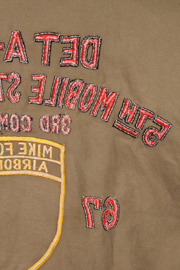 【限定生産品】レプリカ　沖縄 Mugi's 刺繍　MILITARIA 1911 シルバータイガー  USカットシャツ　ツアージャケット