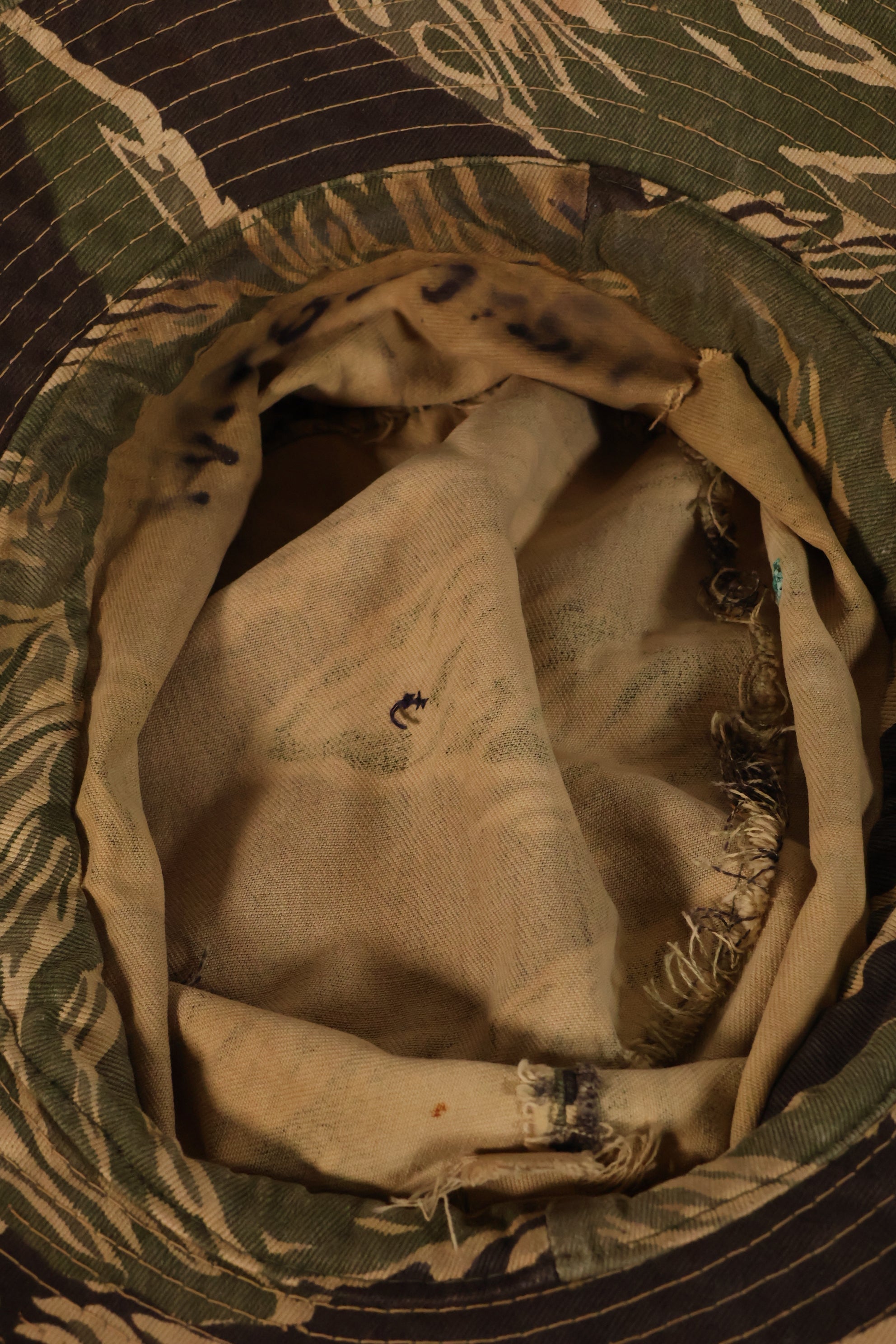 1960年代　CISOカット改造　沖縄タイガーパターン　タイガーストライプ　ブーニーハット　中古品