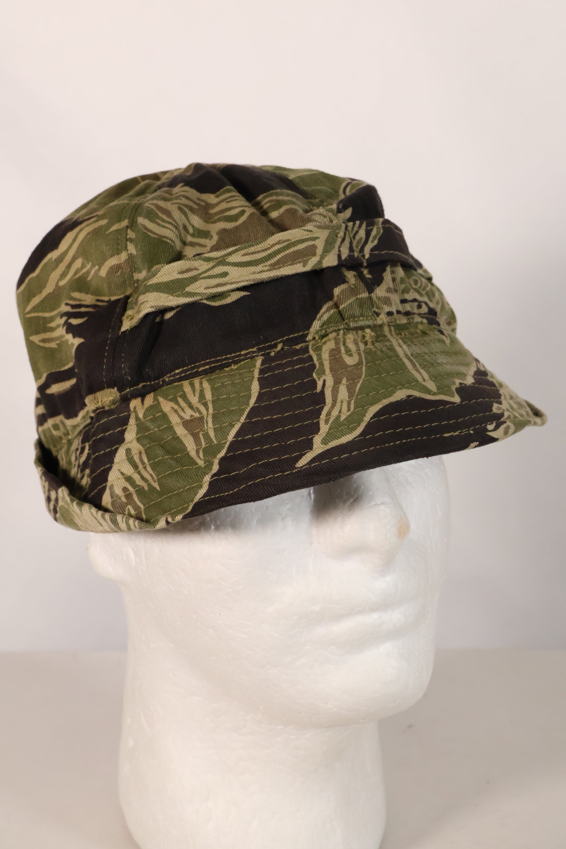 1960年代　沖縄タイガーパターン　ローカルメイド　フィッシングハット　中古品