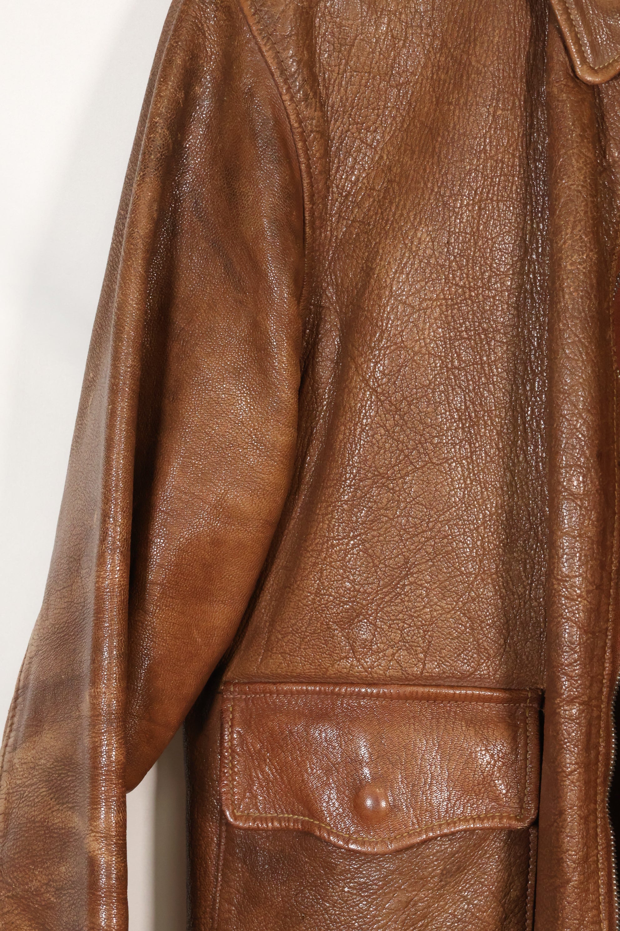 1940年代　サイズ 40　アメリカ陸軍航空隊 USAAF　A-2　フライトジャケット　スクアドロンパッチ付き　中古品