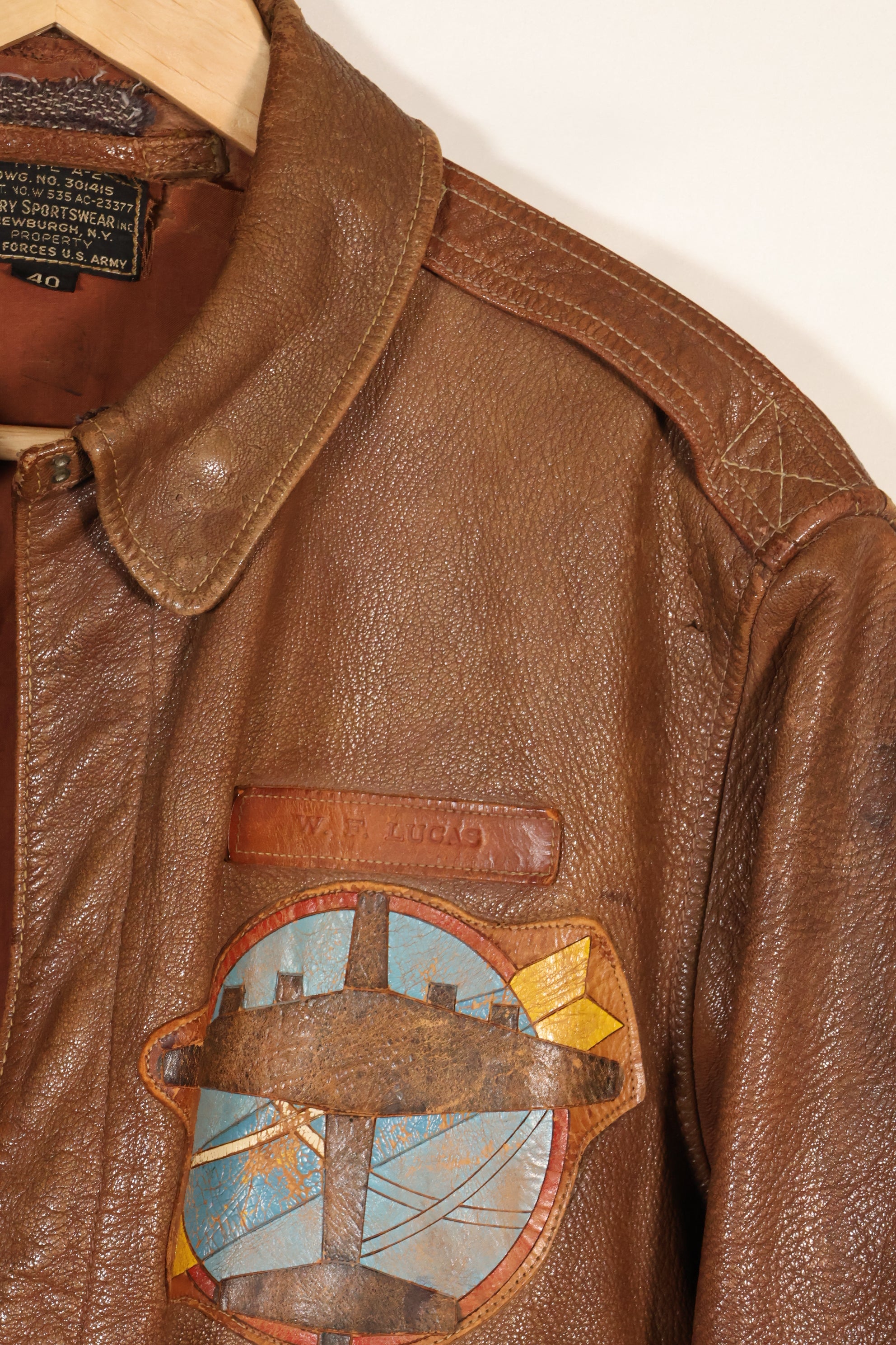 1940年代　サイズ 40　アメリカ陸軍航空隊 USAAF　A-2　フライトジャケット　スクアドロンパッチ付き　中古品