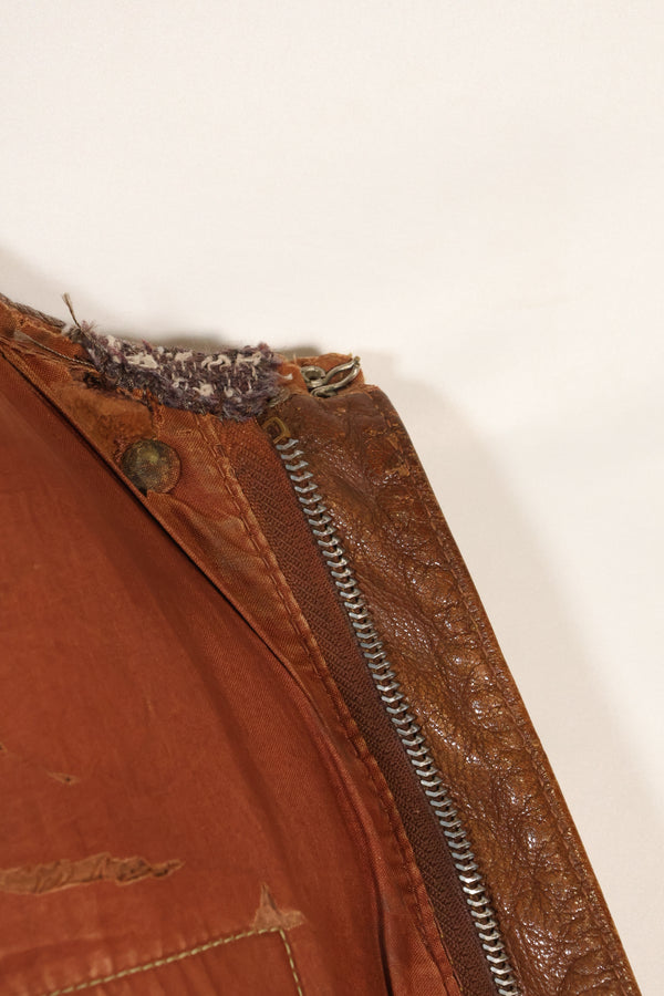 1940年代　サイズ 40　アメリカ陸軍航空隊 USAAF　A-2　フライトジャケット　スクアドロンパッチ付き　中古品