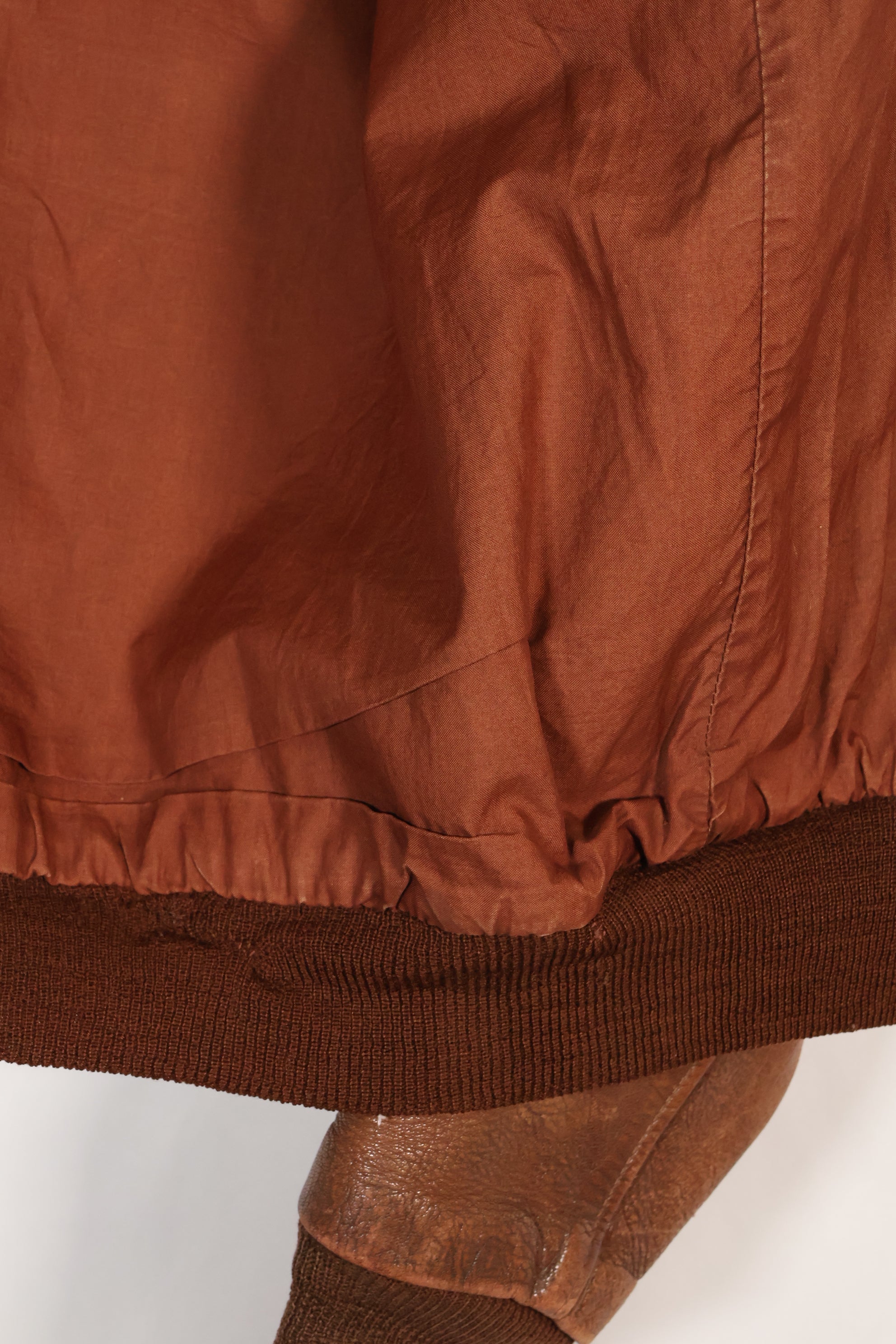 1940年代　サイズ 40　アメリカ陸軍航空隊 USAAF　A-2　フライトジャケット　スクアドロンパッチ付き　中古品