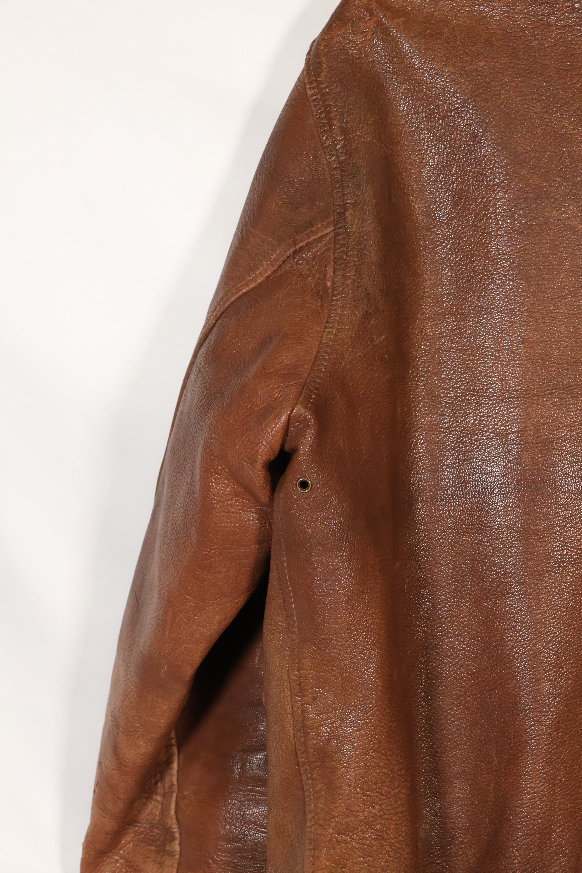 1940年代　サイズ 40　アメリカ陸軍航空隊 USAAF　A-2　フライトジャケット　スクアドロンパッチ付き　中古品