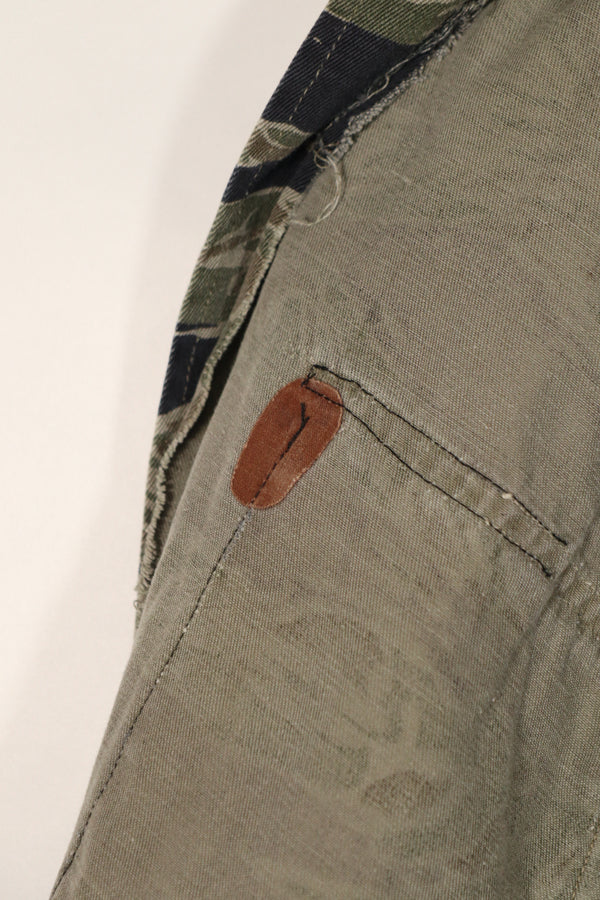 実物　シルバータイガーストライプ　タイガーストライプ  シャツ　中古品　退色あり