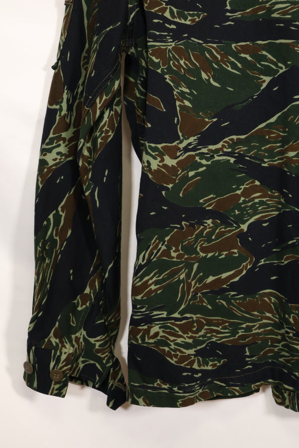 推定1970年代　シルバータイガー　タイガーストライプ　ジャケット　タイタイガー　中古品