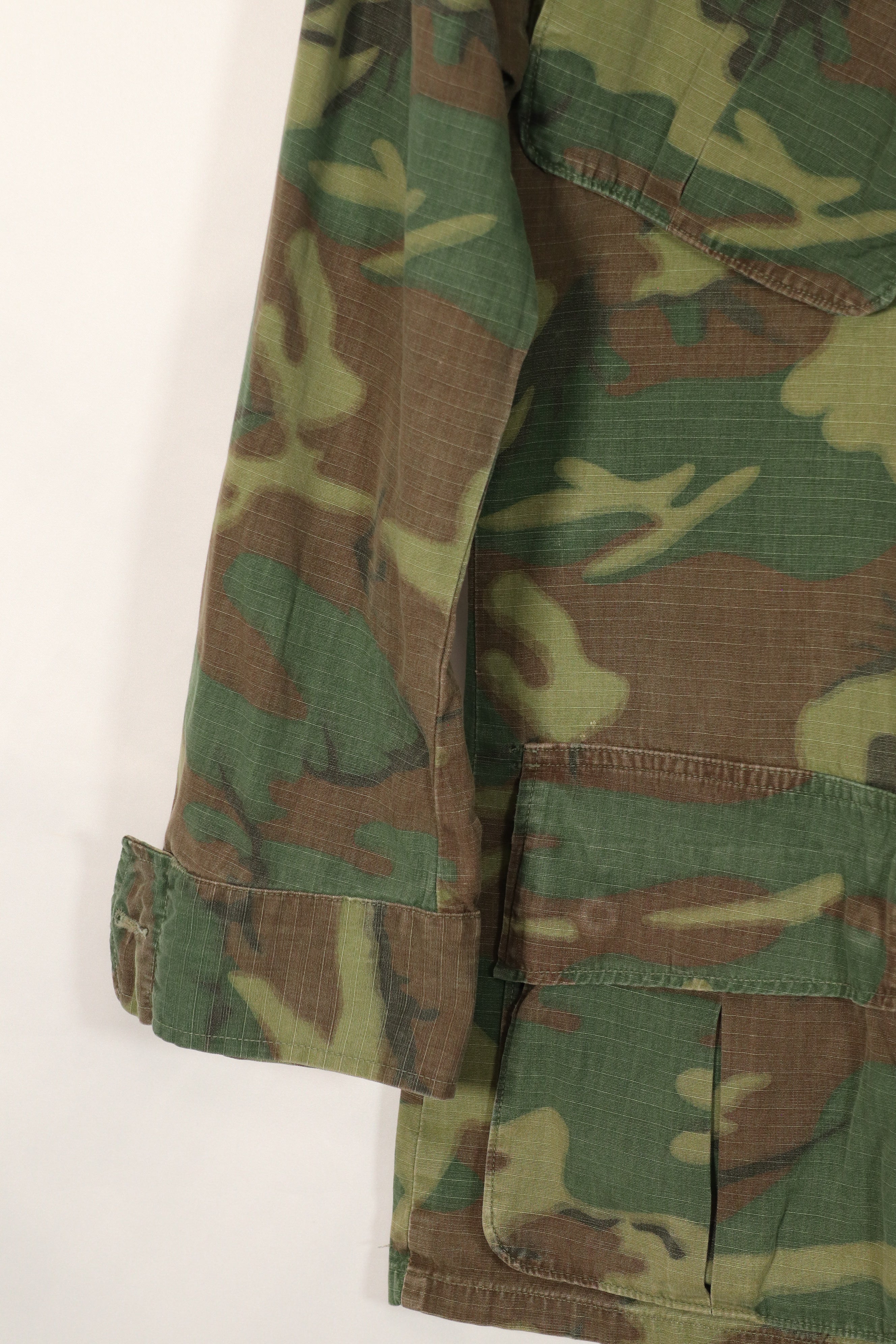 実物　1969年製　リップストップ　ERDL ジャングルファティーグ　ジャケット　中古品　S-R
