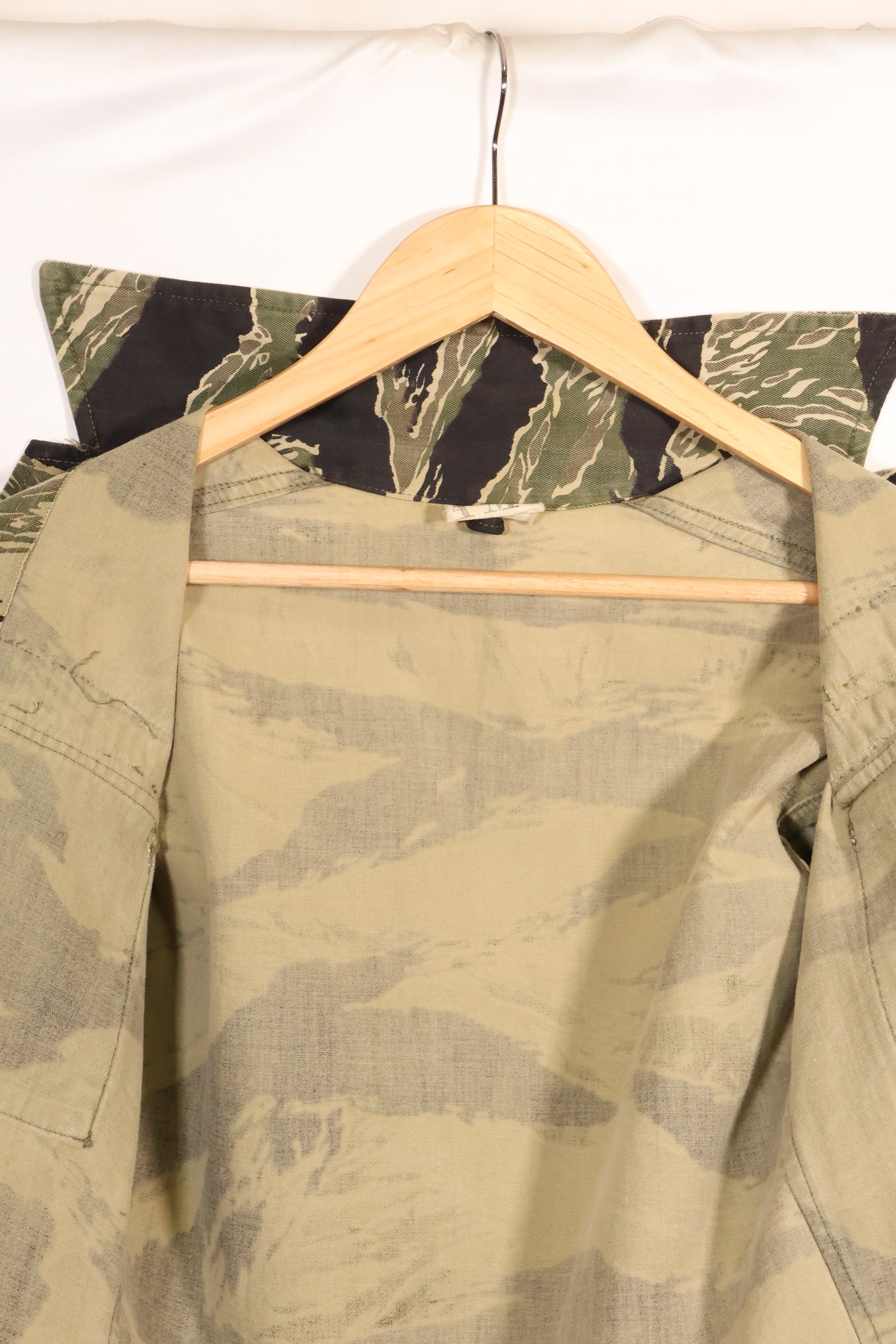 1960年代　ローカル改造　沖縄タイガーパターン　タイガーストライプ　ジャケット C-1 マイクフォース　中古品