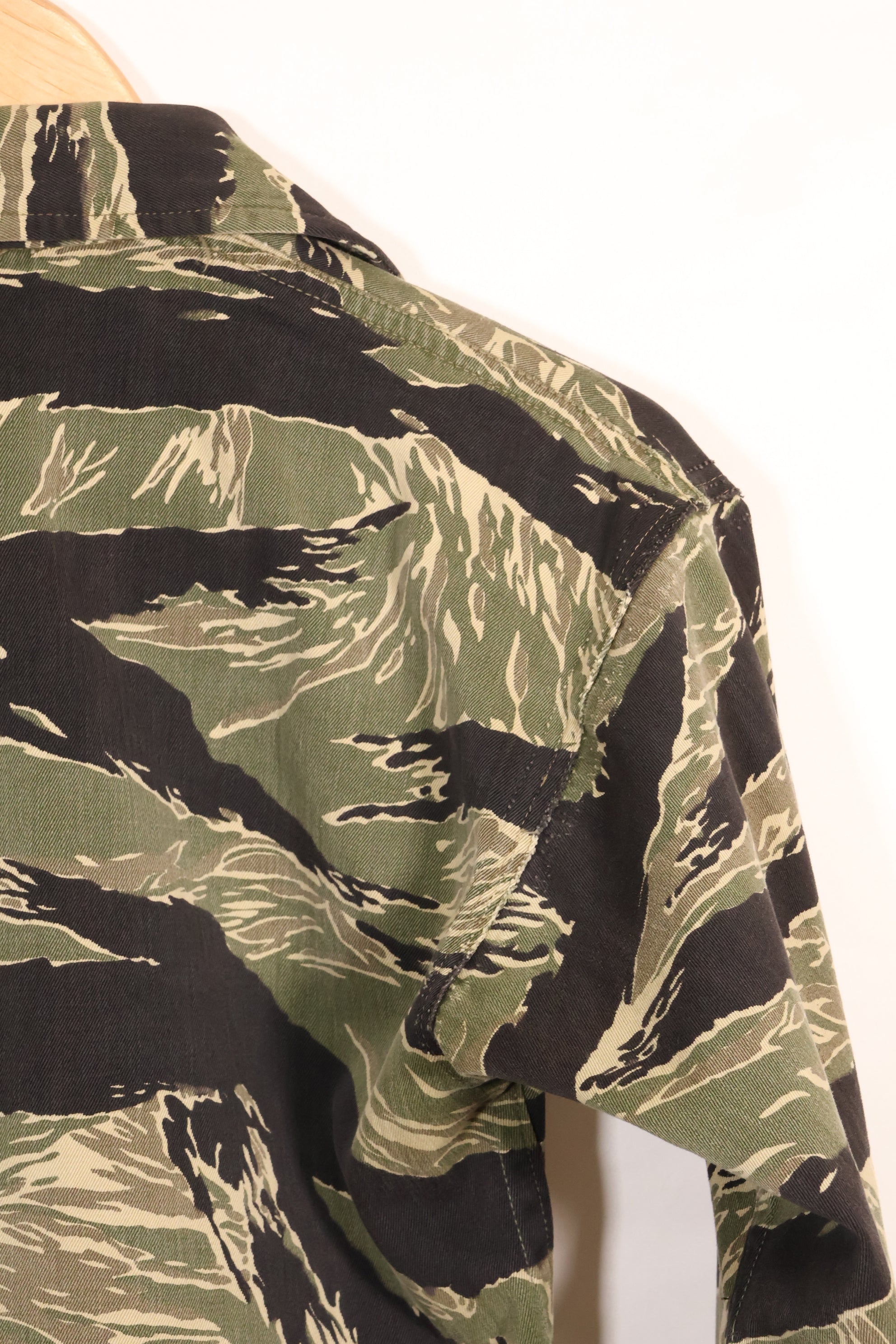 1960年代　ローカル改造　沖縄タイガーパターン　タイガーストライプ　ジャケット C-1 マイクフォース　中古品