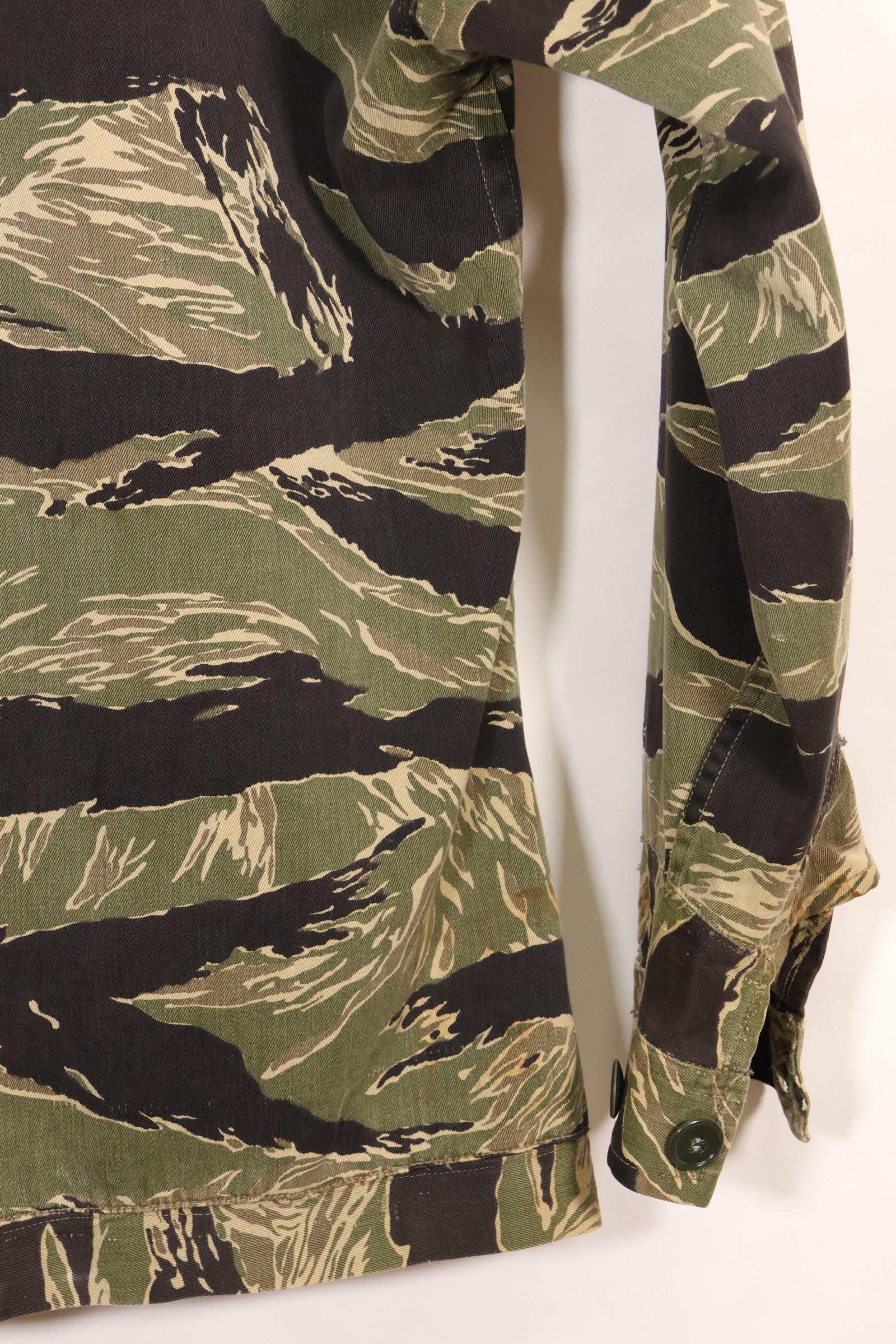 1960年代　ローカル改造　沖縄タイガーパターン　タイガーストライプ　ジャケット C-1 マイクフォース　中古品