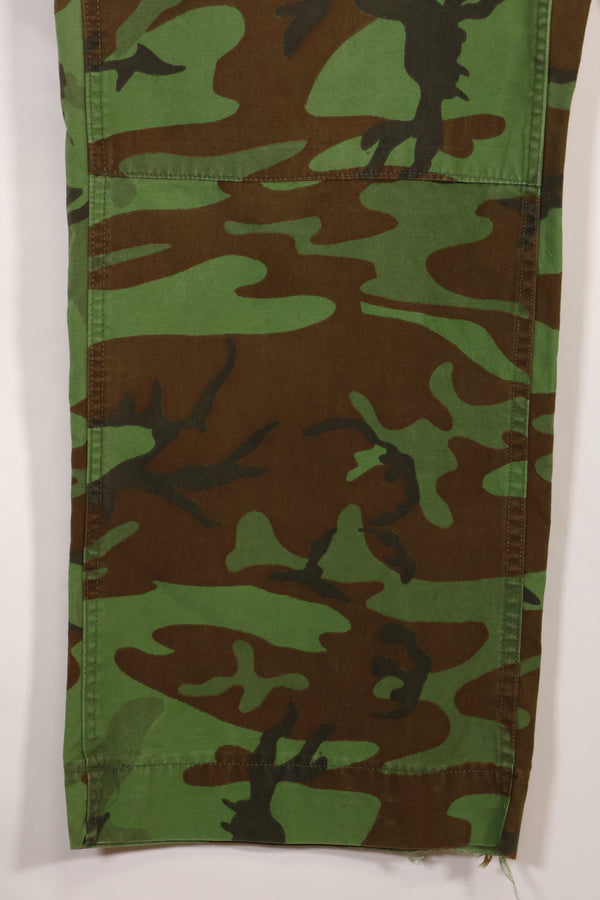1960年代　ポップリン製　ARVN リーフ迷彩　パンツ　サイズ大きめ　薄手生地　レア品　中古品