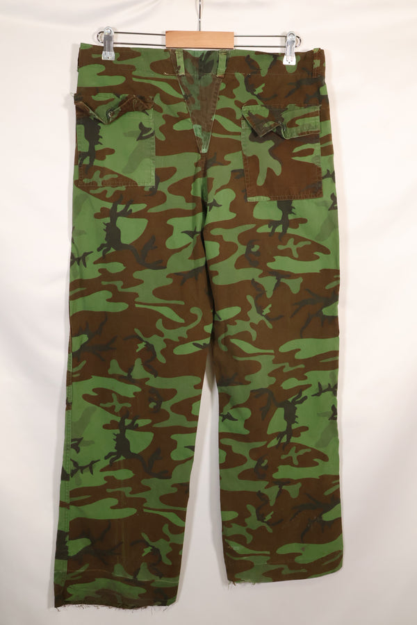 1960年代　ポップリン製　ARVN リーフ迷彩　パンツ　サイズ大きめ　薄手生地　レア品　中古品