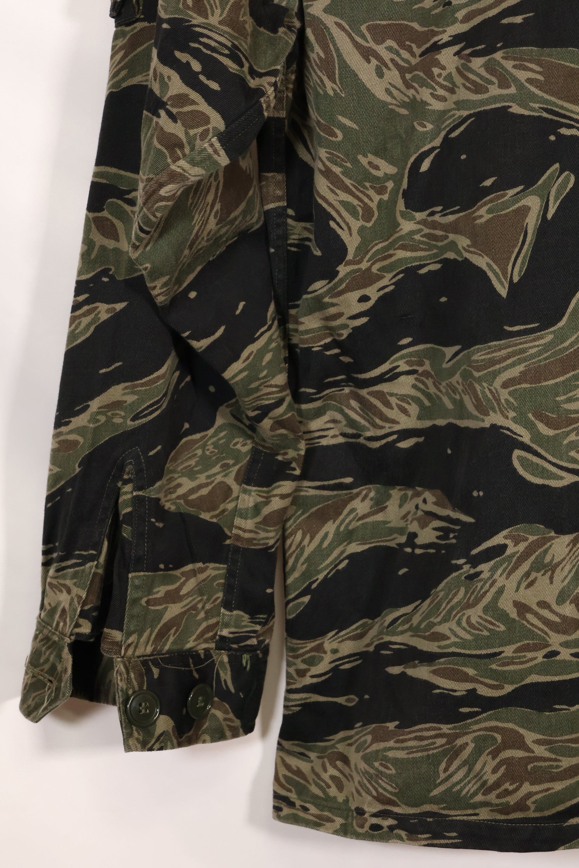 1960年代　US-M　シルバータイガー　タイガーストライプシャツ　着用感少ない　状態良い　中古品