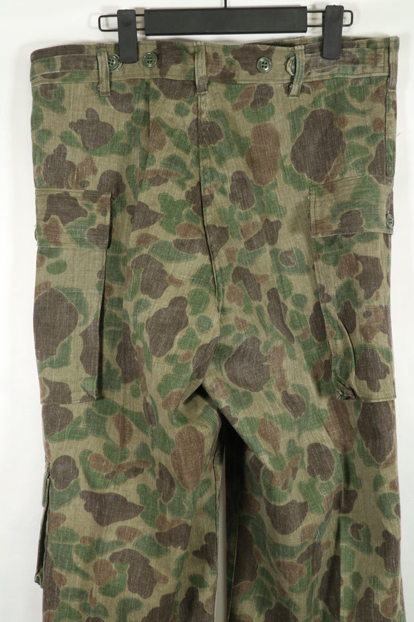民間品　ダックハンター迷彩　ハンティングパンツ　ローカルメイドフロッグスキン迷彩　中古品
