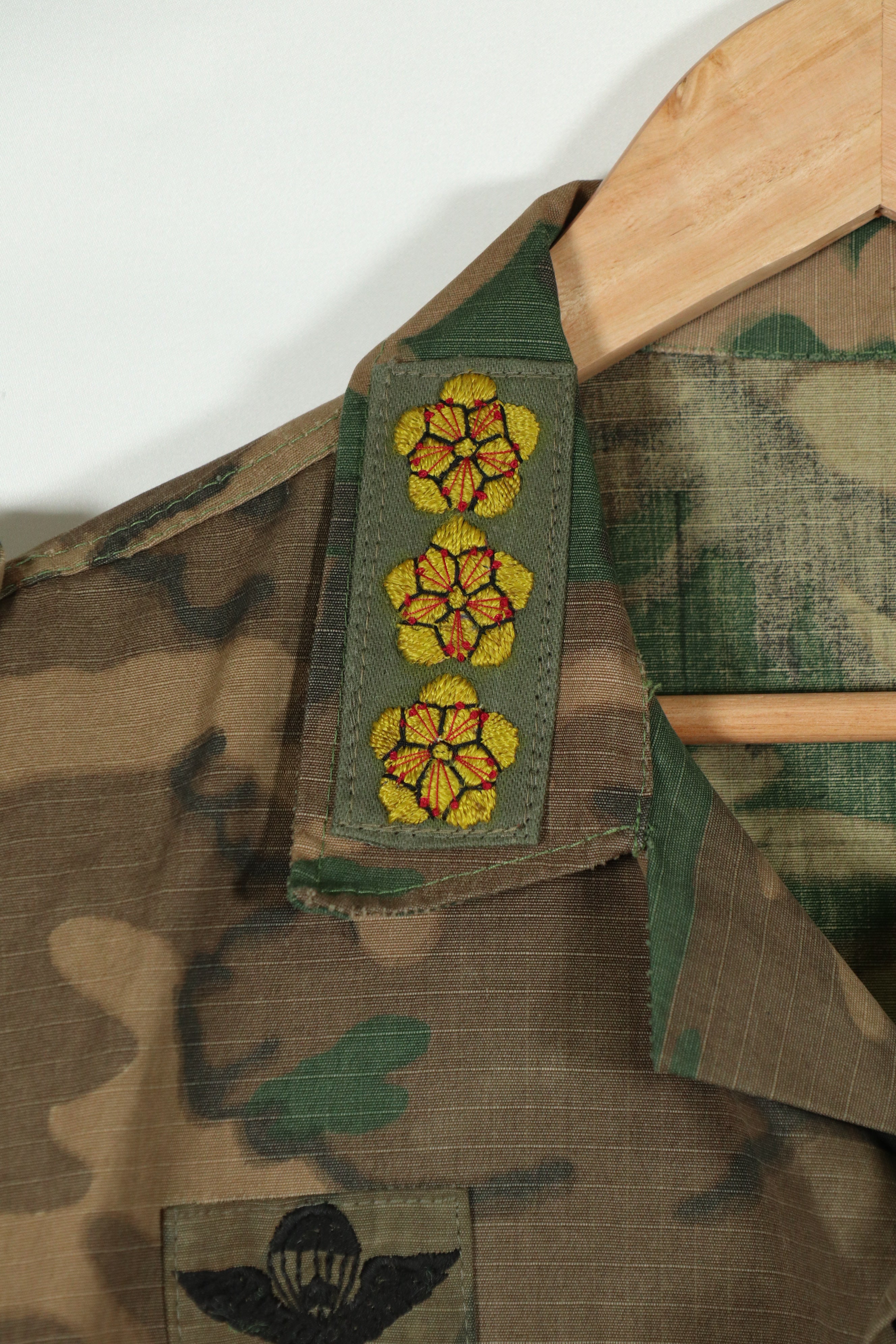 実物生地　南ベトナム　M59 ユーティリティ 空挺シャツ　パッチ後付け　未使用品