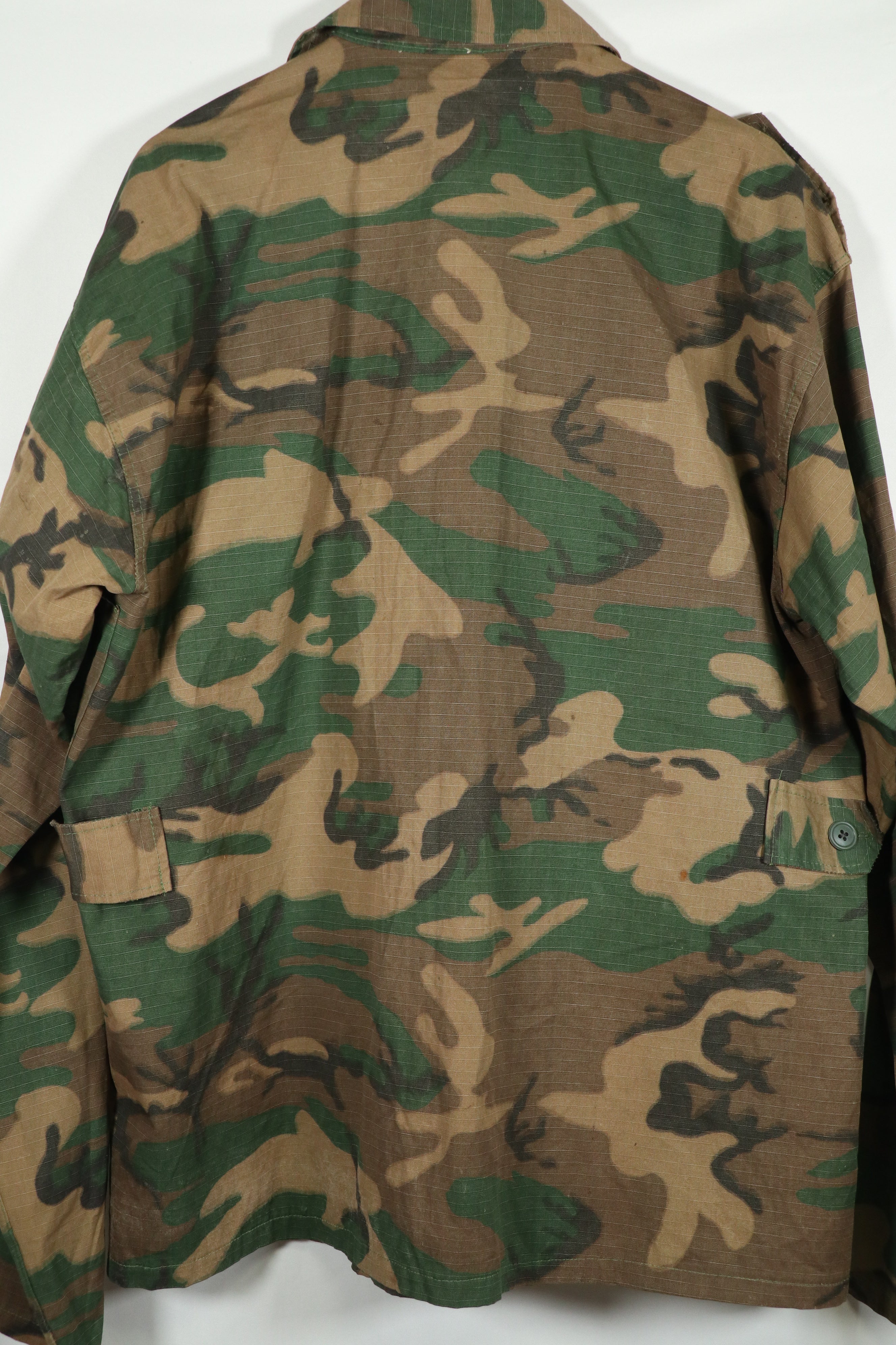 実物生地　南ベトナム　M59 ユーティリティ 空挺シャツ　パッチ後付け　未使用品
