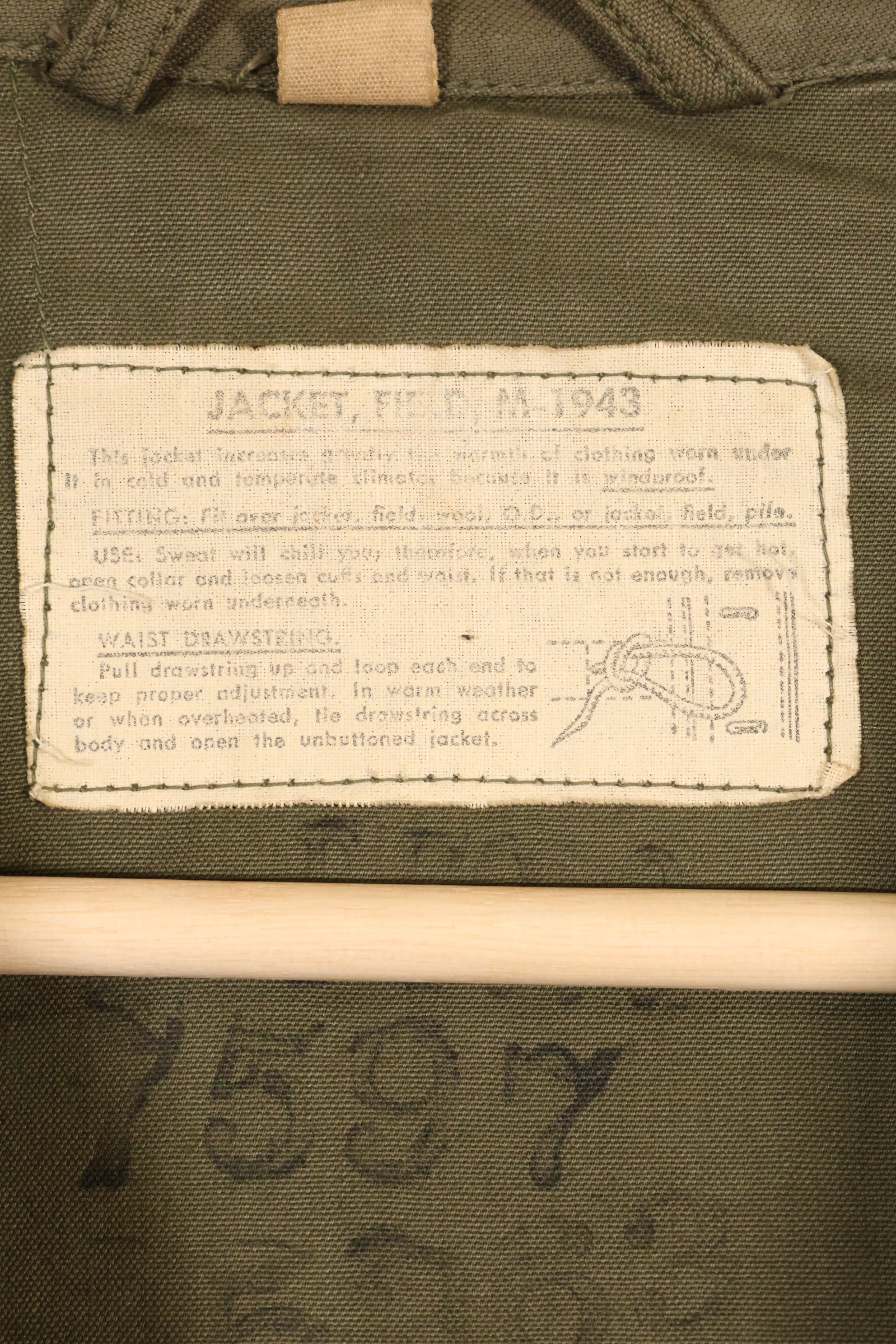 1940年代　アメリカ軍　M43　フィールドジャケット 2nd Inf カスタムペイントジャケット　ほぼ未使用品