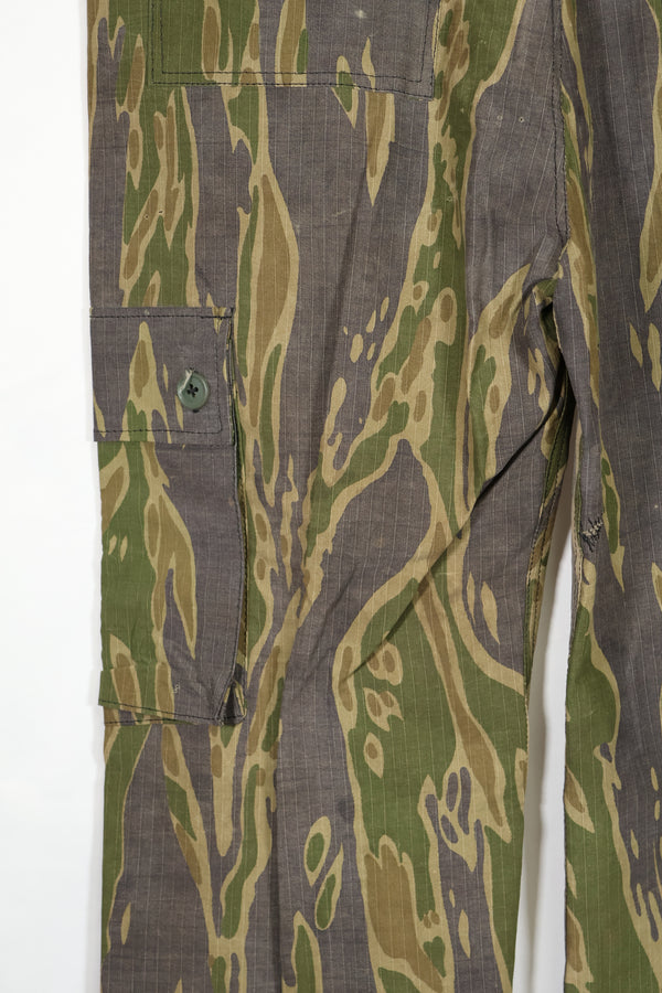 実物生地　1970年代　レイトウォー　タイガーストライプ　パンツ　縦使い　中古品