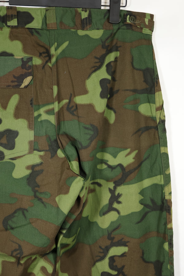 民間品　実物生地　ノンリップストップ　ERDL迷彩　ハンティングパンツ　未使用品