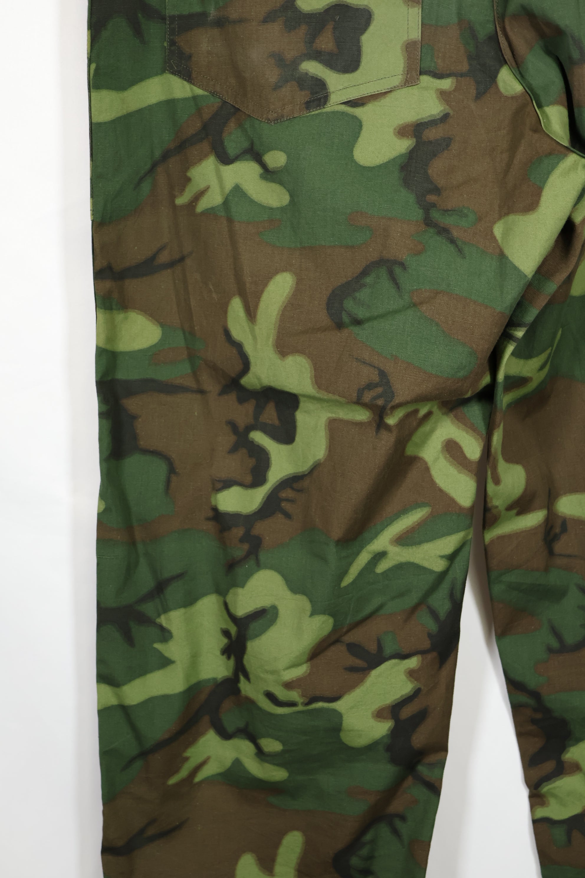 民間品　実物生地　ノンリップストップ　ERDL迷彩　ハンティングパンツ　未使用品