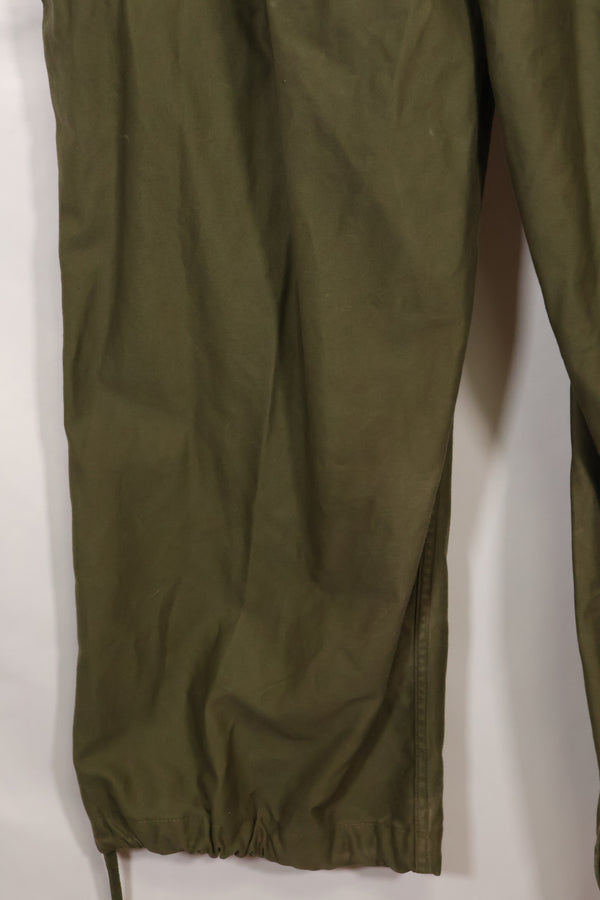 1953年契約　大きめサイズ　アメリカ軍　M-1951　フィールドパンツ　カーゴパンツ　中古品