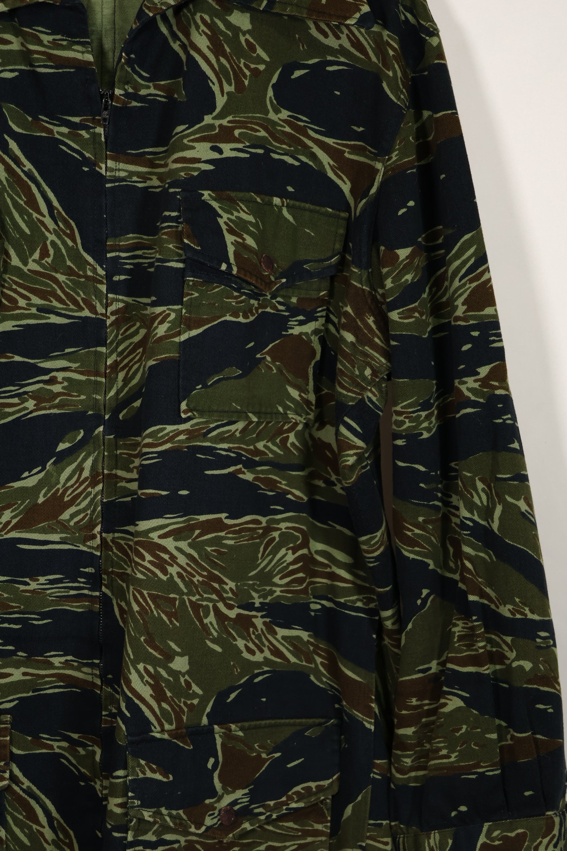 実物　1970年代　タイ製　タイタイガー　タイガーストライプパターン　ハンティングジャケット　中古品