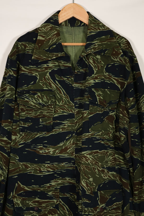 実物　1970年代　タイ製　タイタイガー　タイガーストライプパターン　ハンティングジャケット　中古品