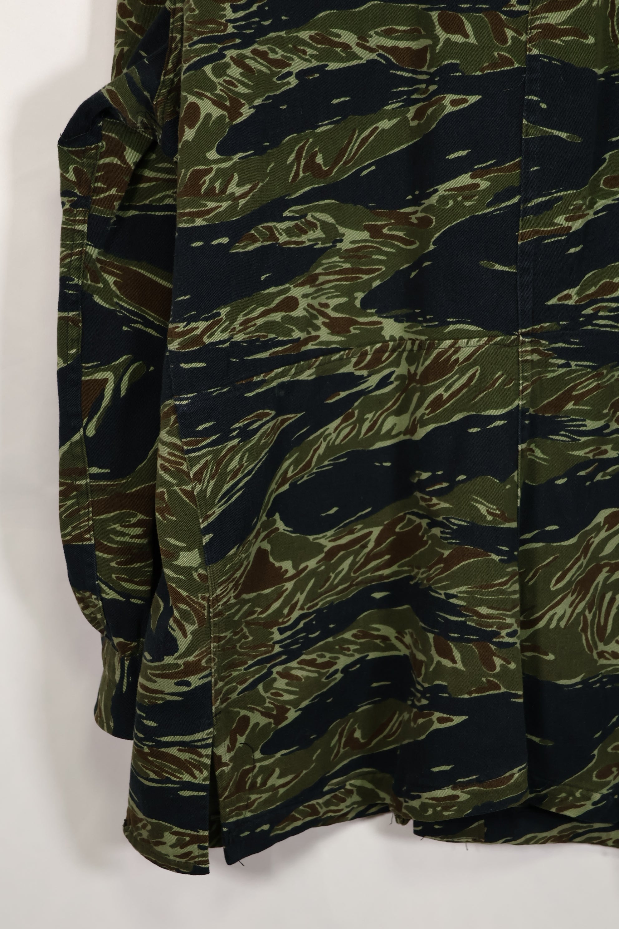 実物　1970年代　タイ製　タイタイガー　タイガーストライプパターン　ハンティングジャケット　中古品