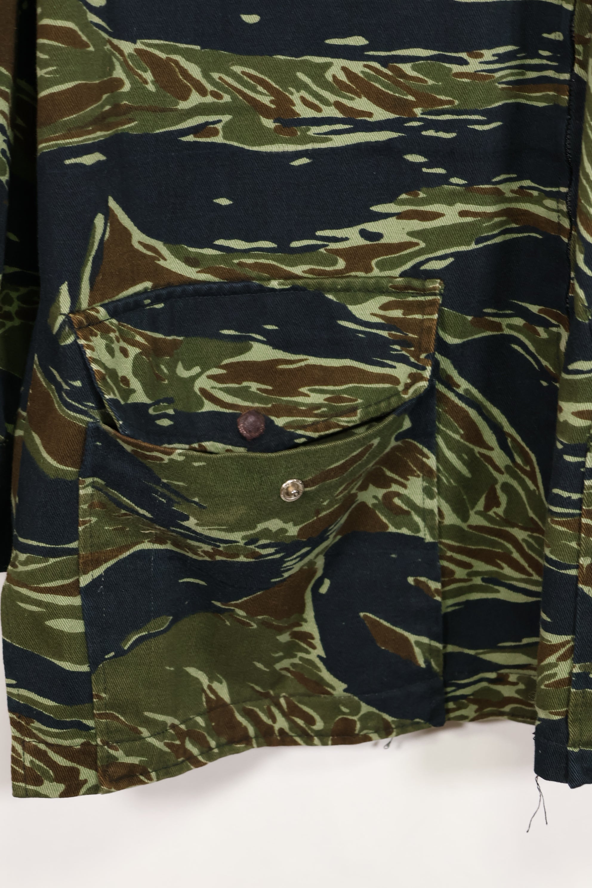 実物　1970年代　タイ製　タイタイガー　タイガーストライプパターン　ハンティングジャケット　中古品