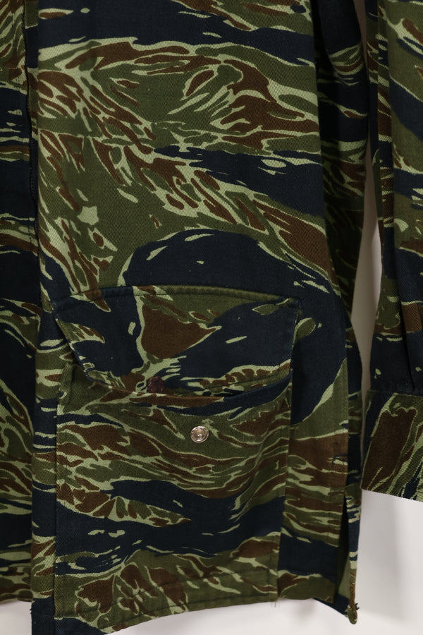 実物　1970年代　タイ製　タイタイガー　タイガーストライプパターン　ハンティングジャケット　中古品