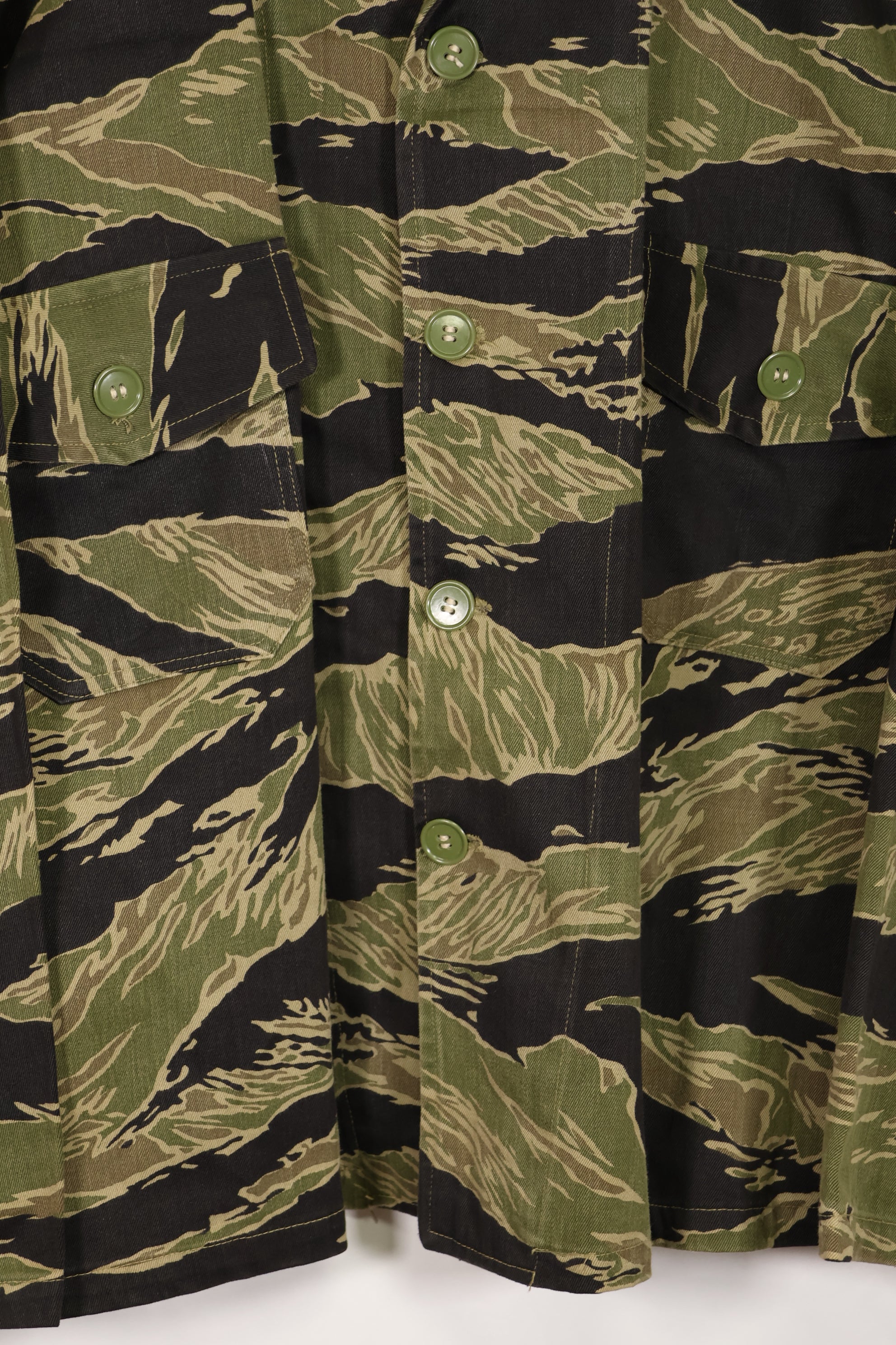 実物　沖縄タイガー　タイガーストライプ　シャツ　テイラーメイドカット　中古品