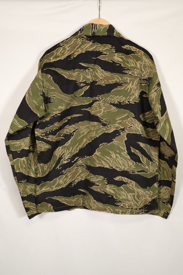 実物　沖縄タイガー　タイガーストライプ　シャツ　テイラーメイドカット　中古品