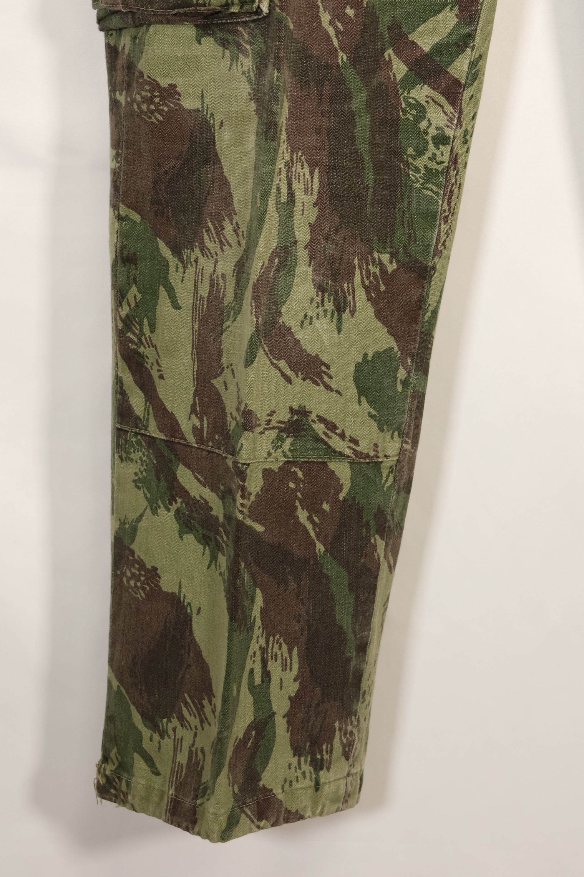 1960年代〜70年代　ポルトガル軍　リザード迷彩　カーゴパンツ　中古品