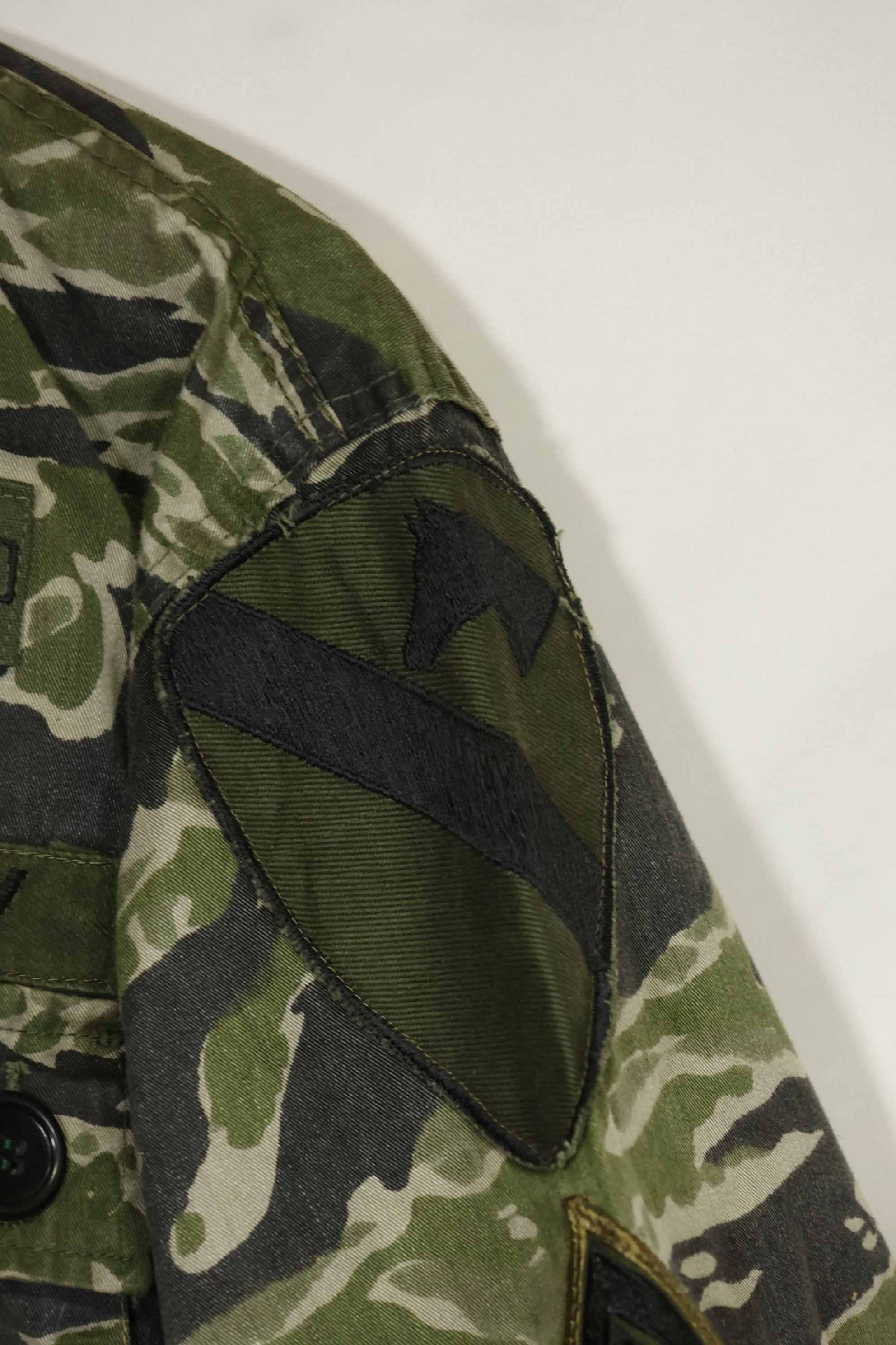 1960年代　タイガーストライプ　シャツ　CIDGパターン　特殊部隊パッチ　中古品