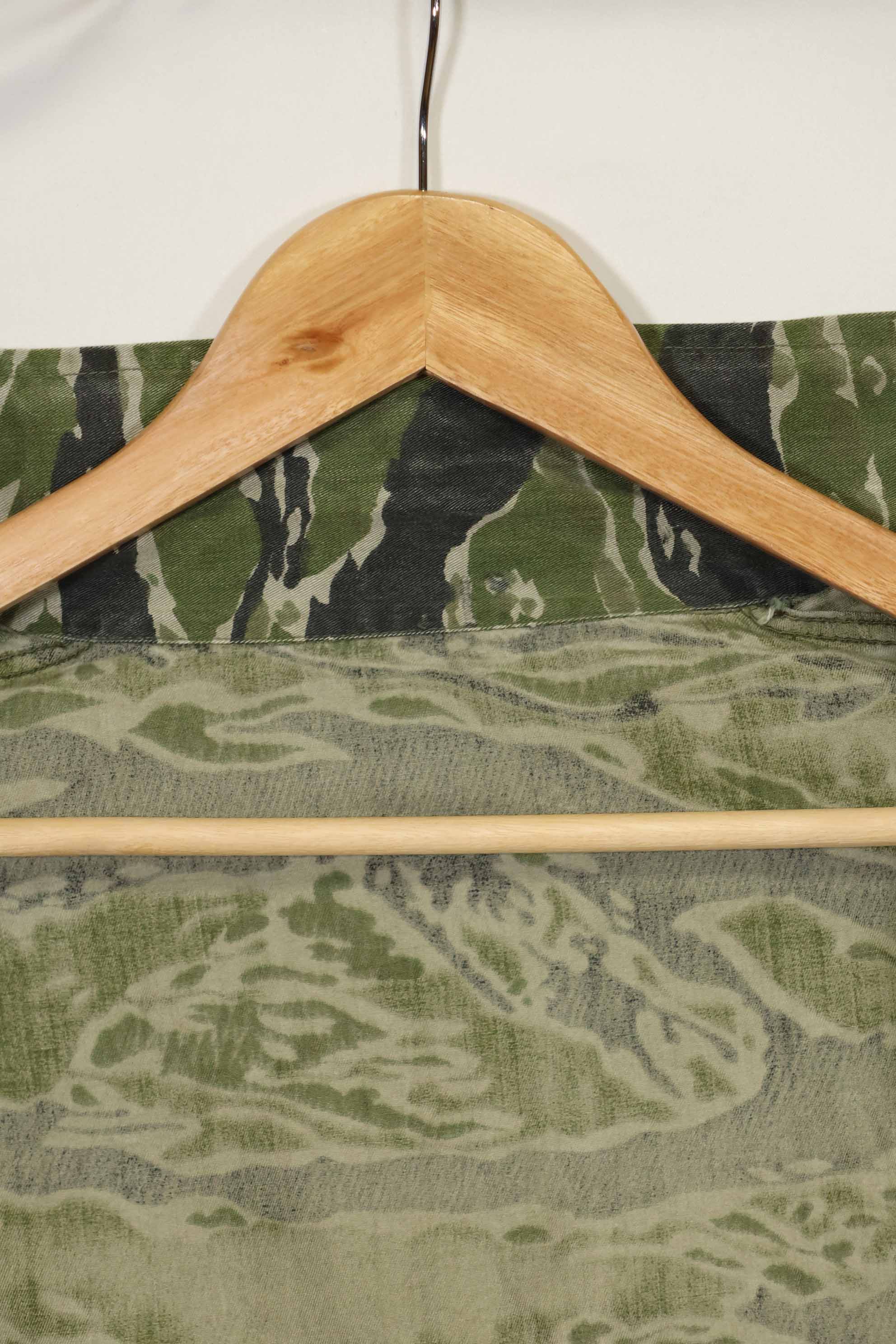 1960年代　タイガーストライプ　シャツ　CIDGパターン　特殊部隊パッチ　中古品