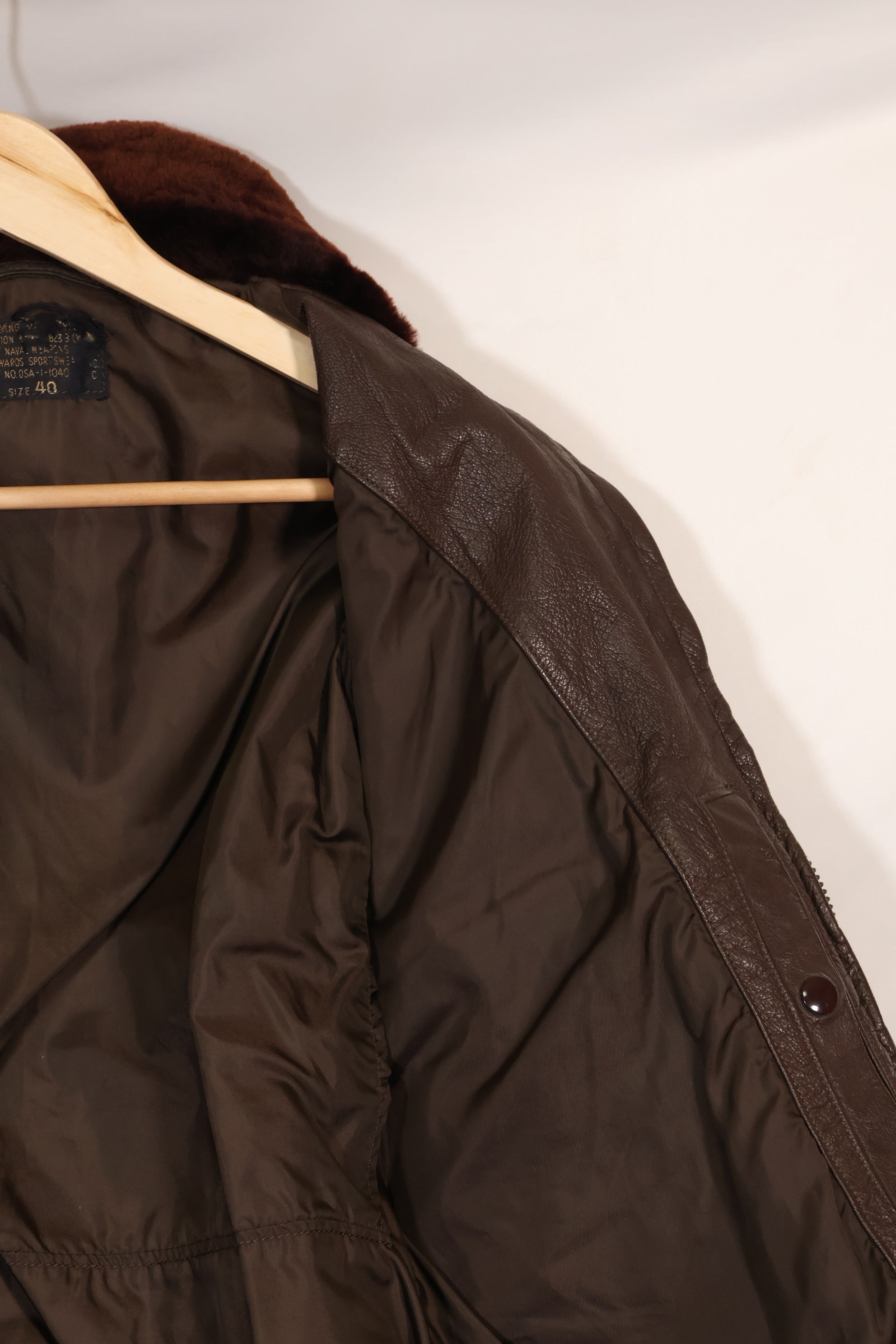 1960年代初頭ロット　サイズ 40 アメリカ海兵隊 G-1 UGLY ANGENLS フライトジャケット　中古品