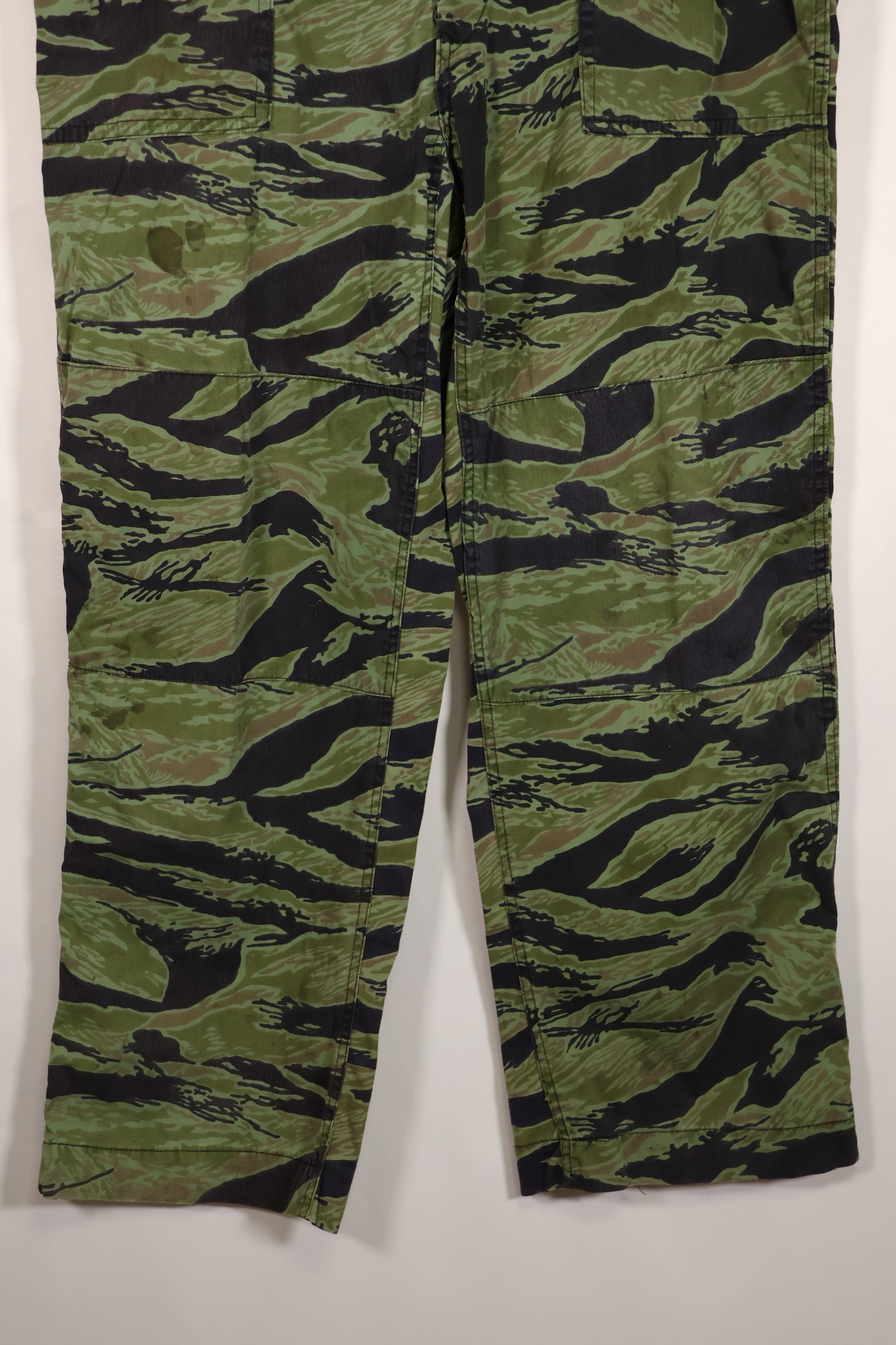 実物　1968年製　VNMC 4thパターン　タイガーストライプパンツ　Q7 ビッグサイズ　中古品