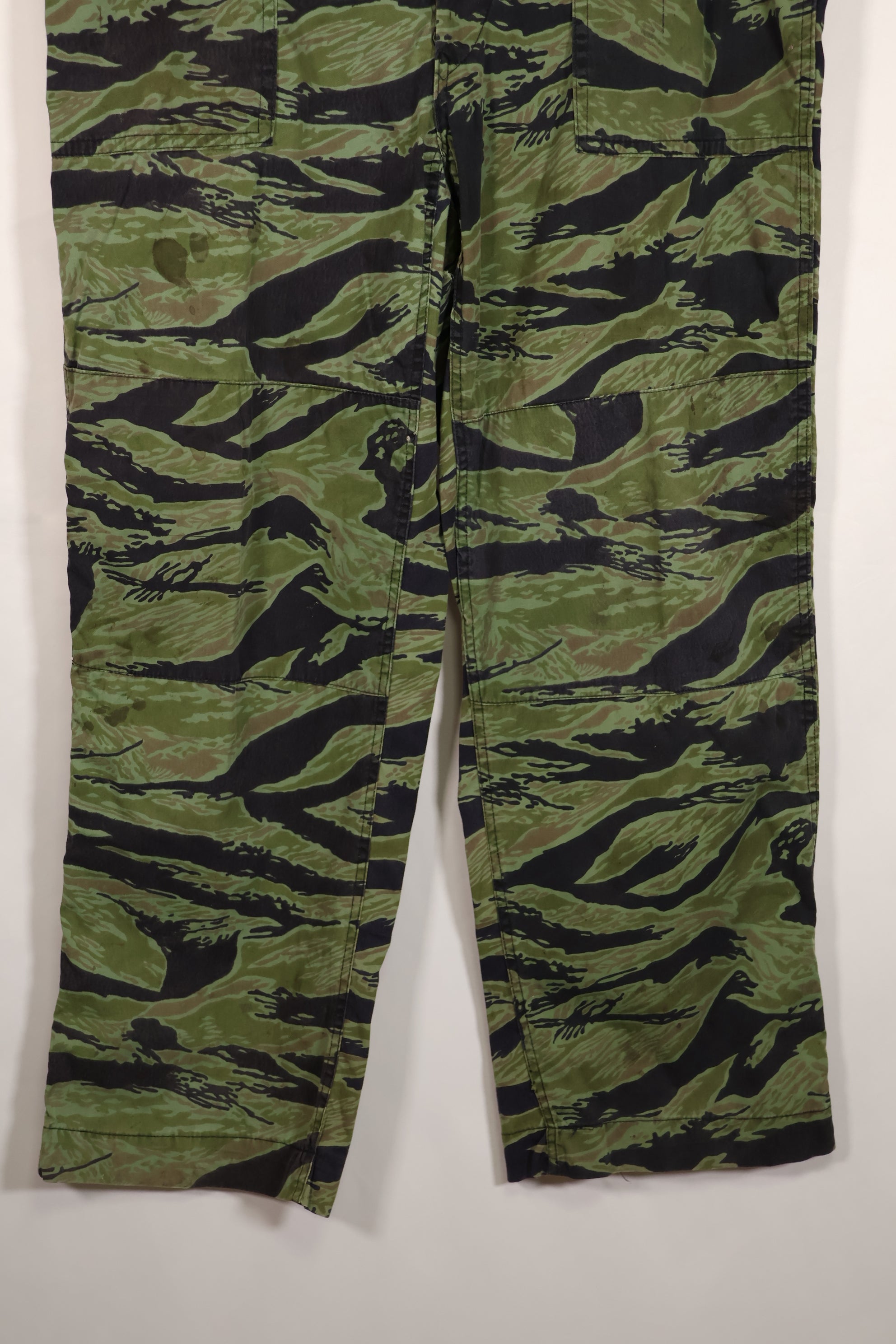 実物　1968年製　VNMC 4thパターン　タイガーストライプパンツ　Q7 ビッグサイズ　中古品