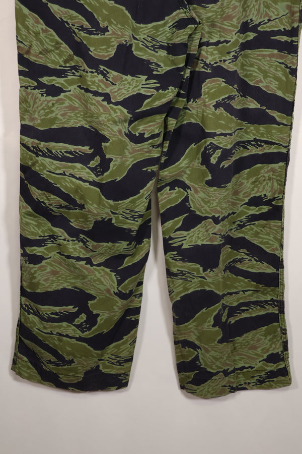 実物　1968年製　VNMC 4thパターン　タイガーストライプパンツ　Q7 ビッグサイズ　中古品