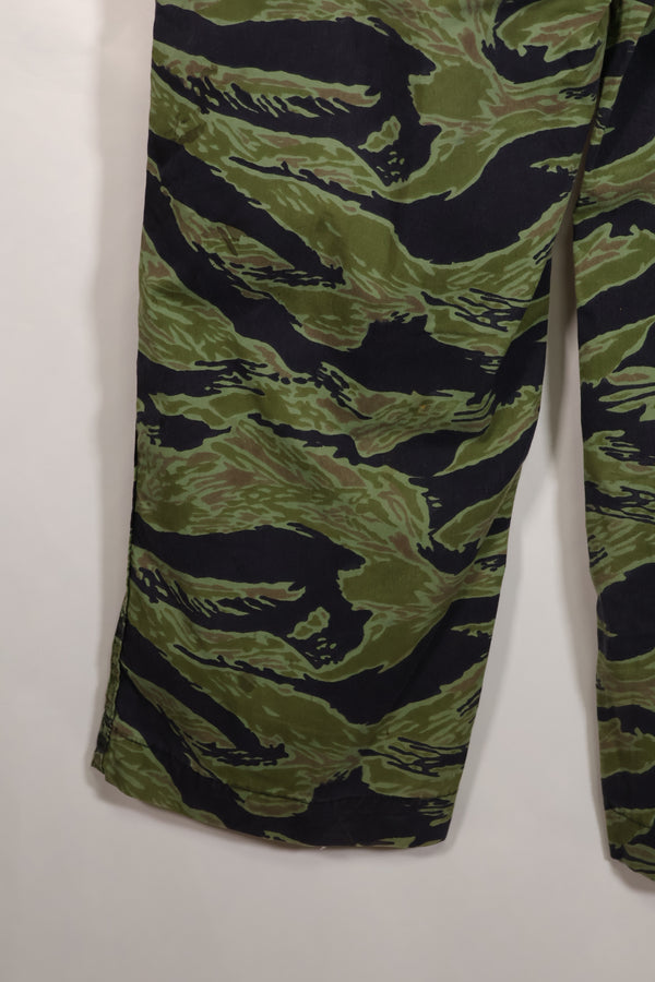 実物　1968年製　VNMC 4thパターン　タイガーストライプパンツ　Q7 ビッグサイズ　中古品