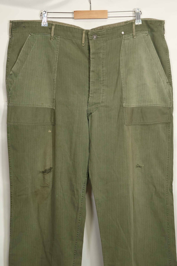 1940年代　アメリカ陸軍　HBT ユーティリティパンツ　大きめサイズ　傷あり　中古品