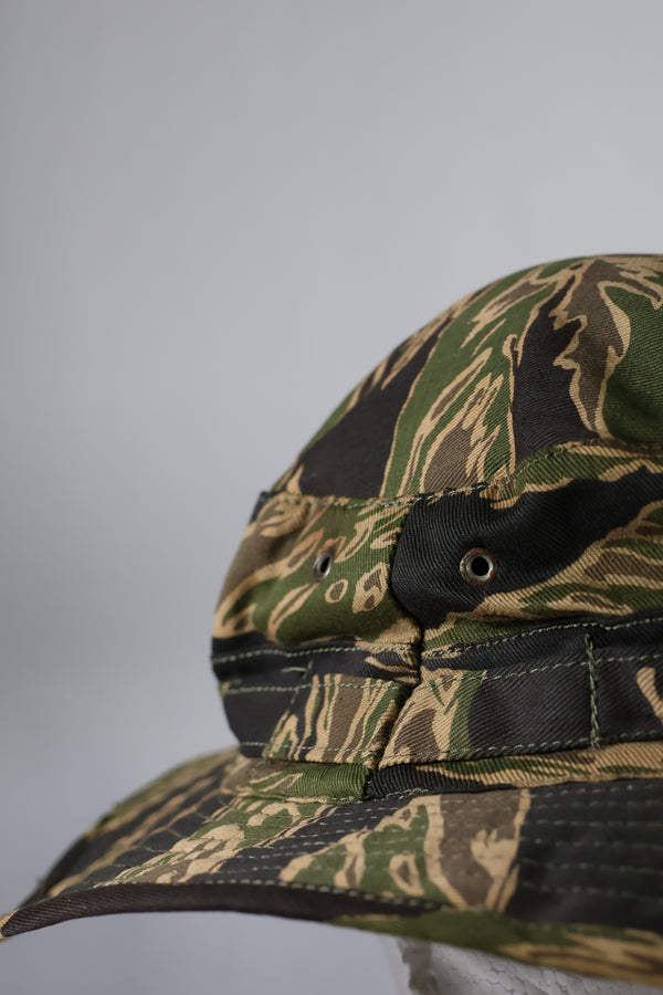 実物　沖縄タイガーパターン　タイガーストライプ　ブーニーハット　大きめサイズ　中古品