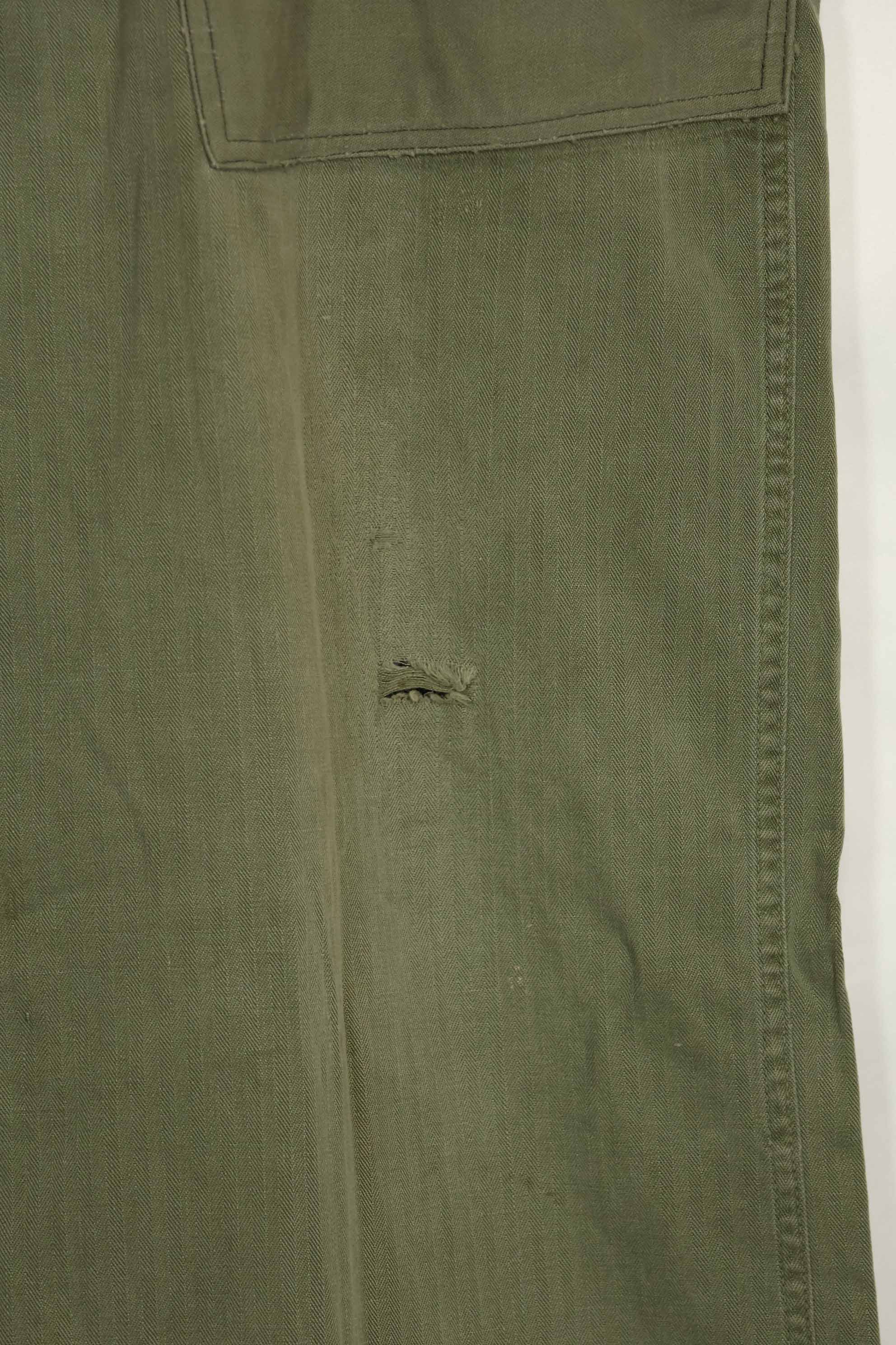 1940年代　アメリカ陸軍　HBT ユーティリティパンツ　大きめサイズ　傷あり　中古品