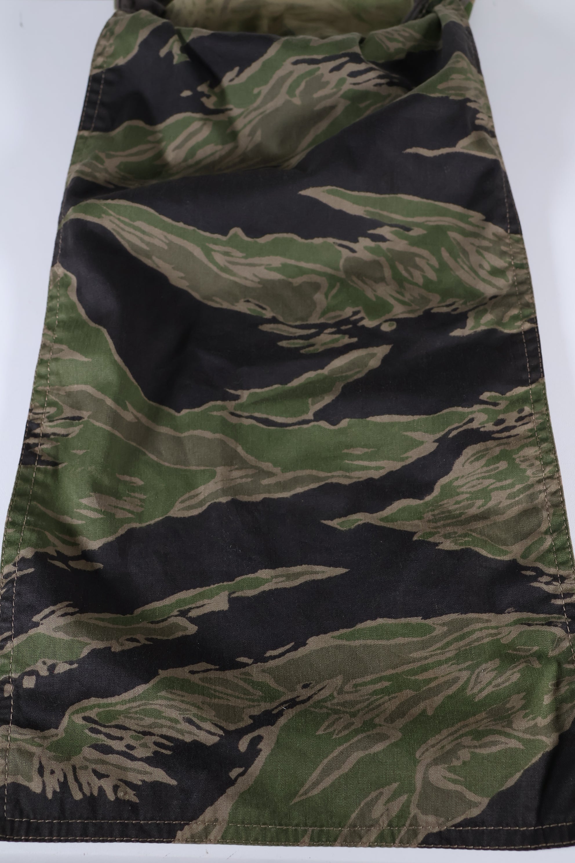 実物　沖縄タイガー　タイガーストライプ　CIDG パトロールキャップ　ロングネックフラップ　中古品