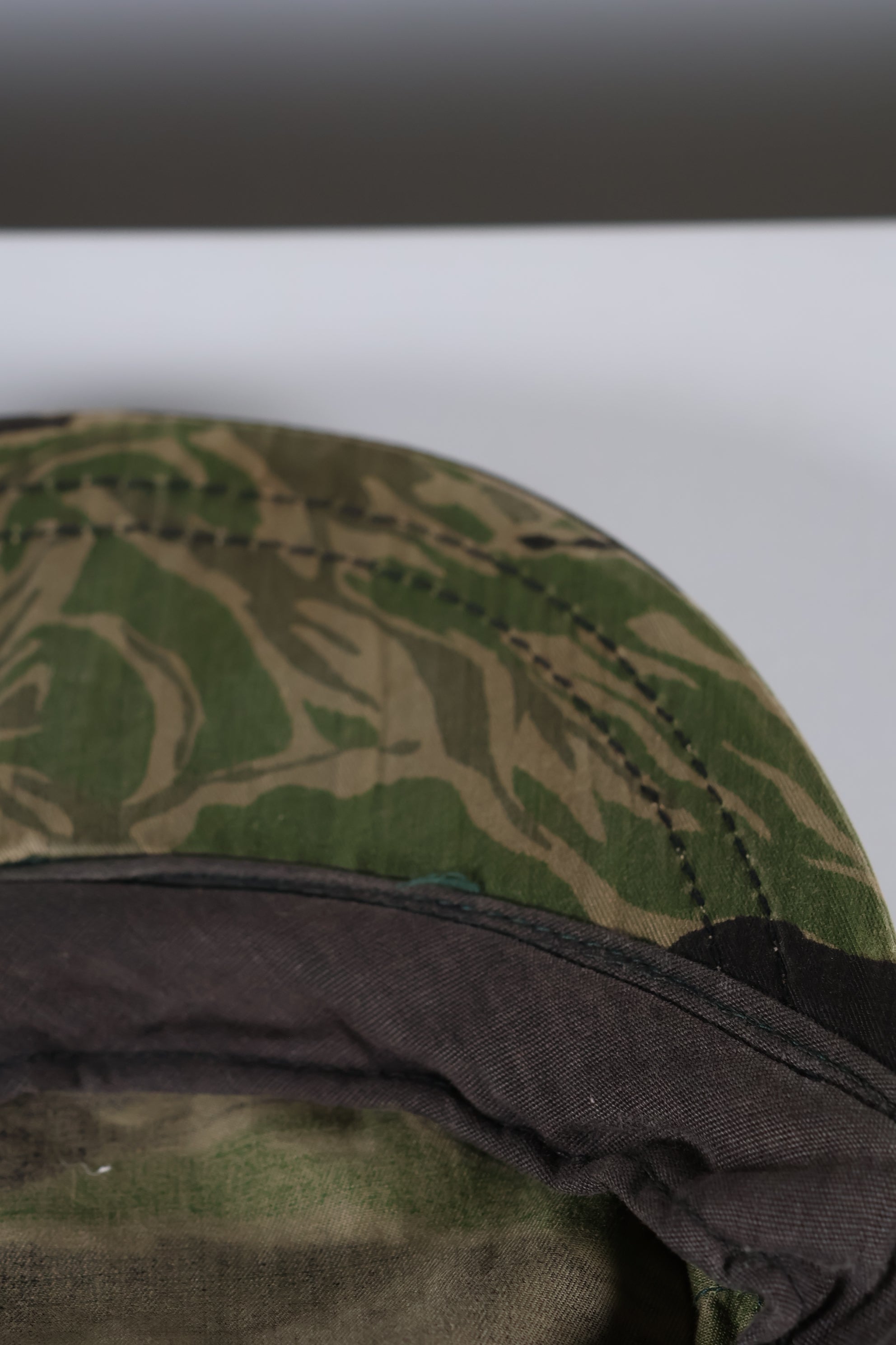 実物　沖縄タイガー　タイガーストライプ　CIDG パトロールキャップ　ロングネックフラップ　中古品