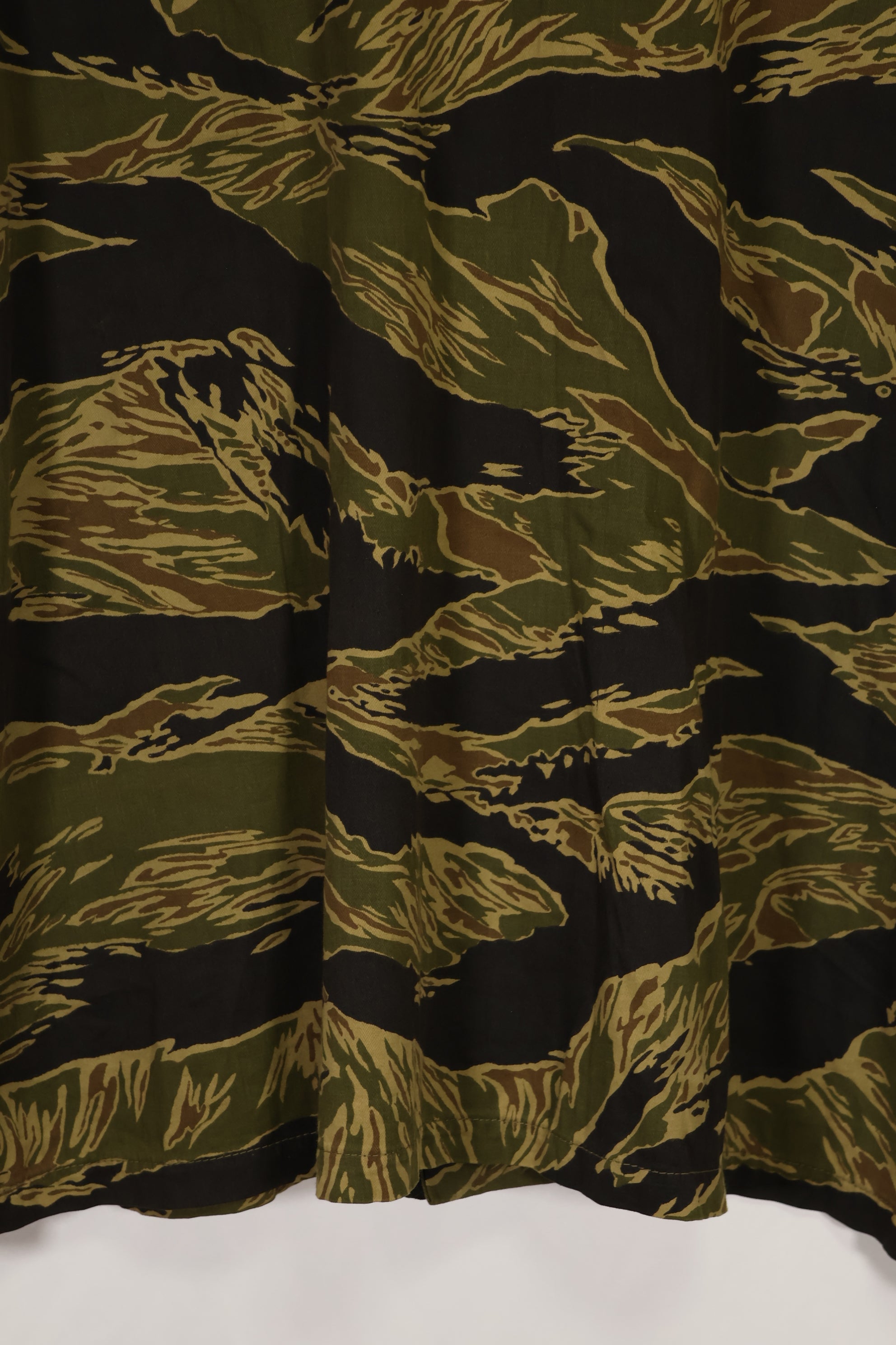 実物　沖縄タイガー　タイガーストライプ　ハンティングジャケット　中古品