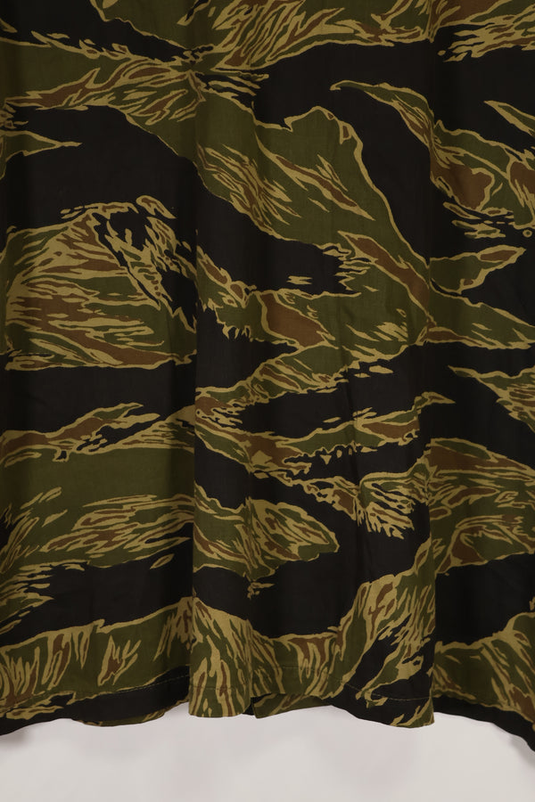 実物　沖縄タイガー　タイガーストライプ　ハンティングジャケット　中古品