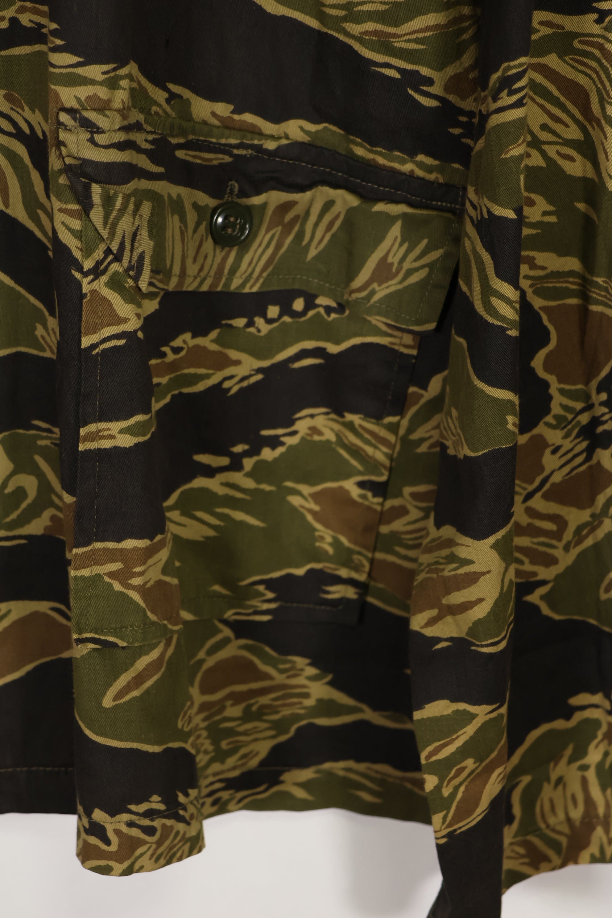 実物　沖縄タイガー　タイガーストライプ　ハンティングジャケット　中古品