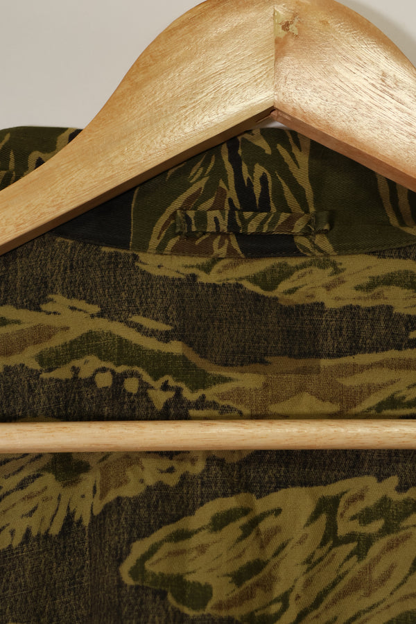 実物　沖縄タイガー　タイガーストライプ　ハンティングジャケット　中古品